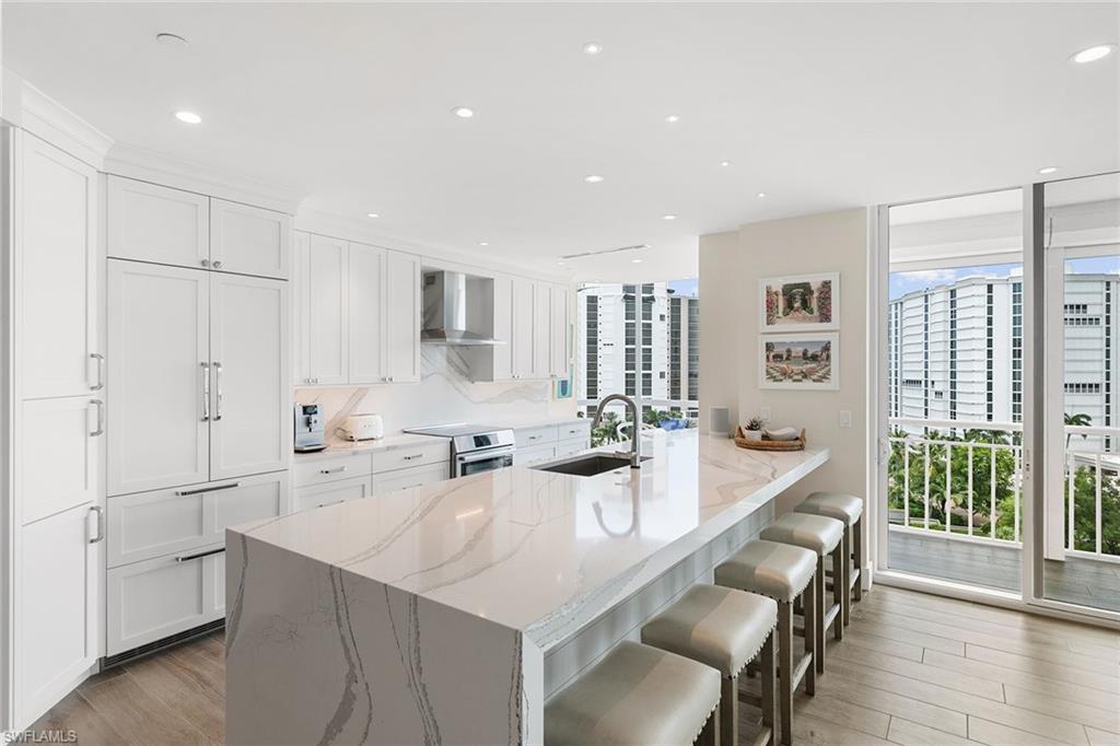 4255 Gulf Shore BLVD N 801