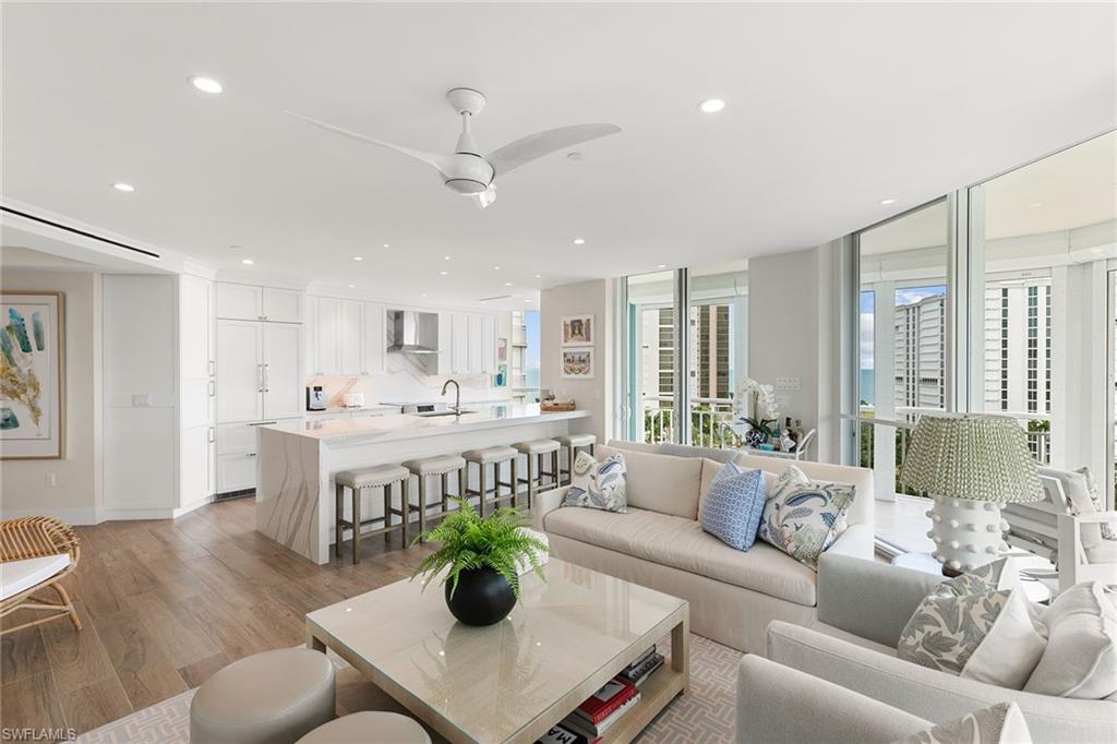 4255 Gulf Shore BLVD N 801