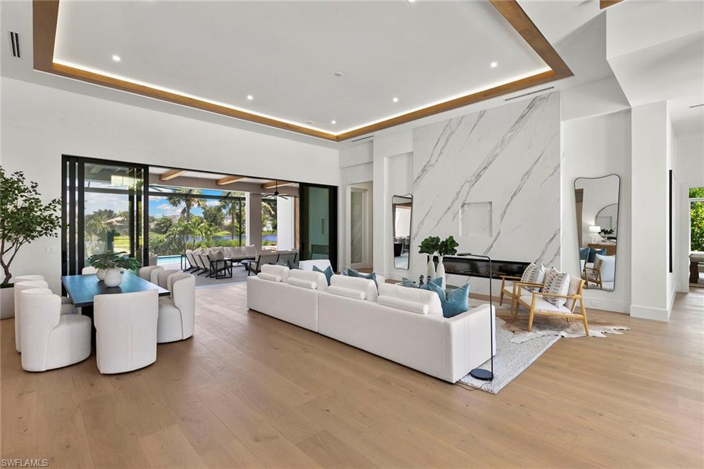 2309 Anthony CT