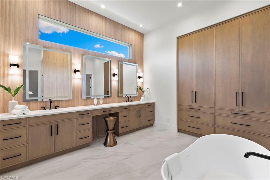 2309 Anthony CT