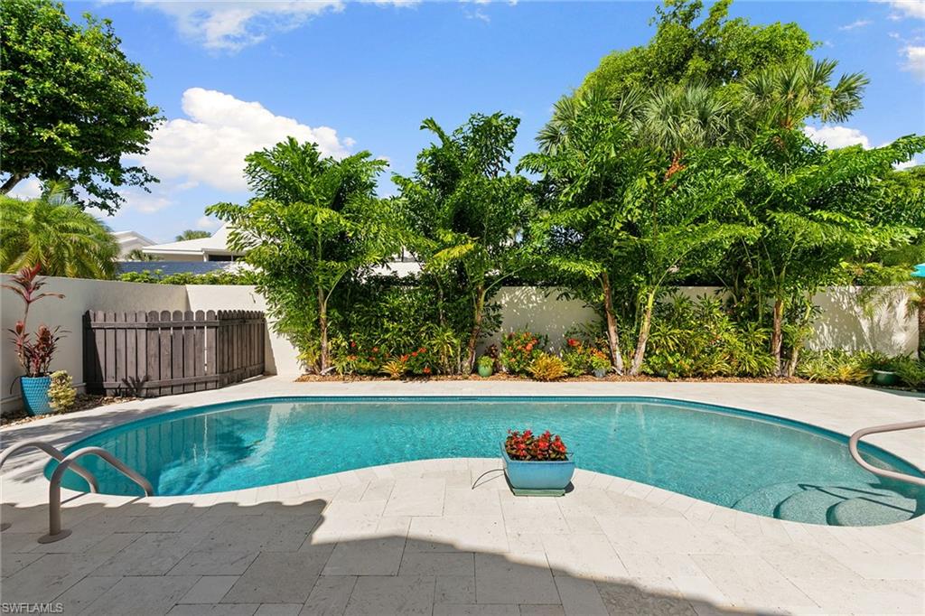 805 Sand Pointe DR 4
