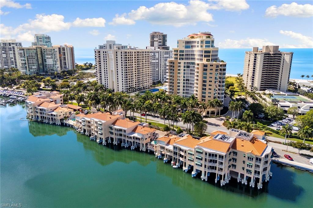 4560 Gulf Shore BLVD N 3-323