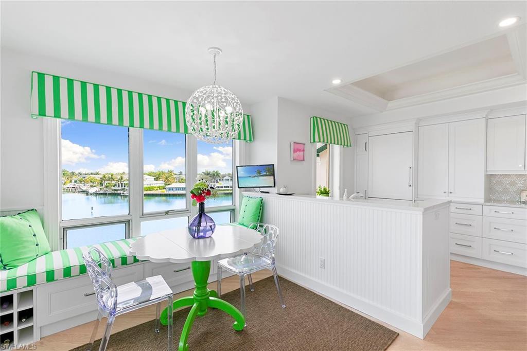 4560 Gulf Shore BLVD N 3-323