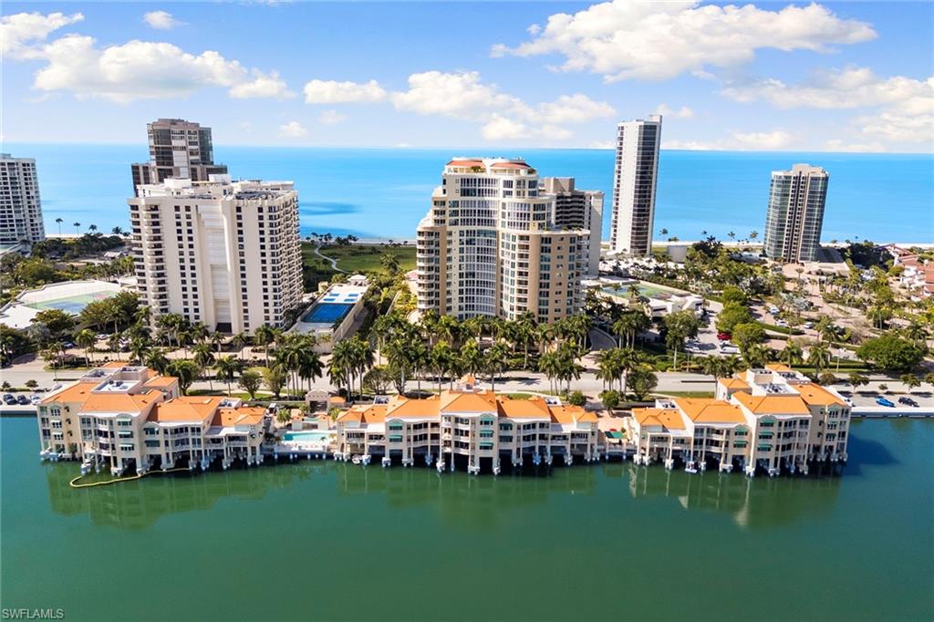 4560 Gulf Shore BLVD N 3-323