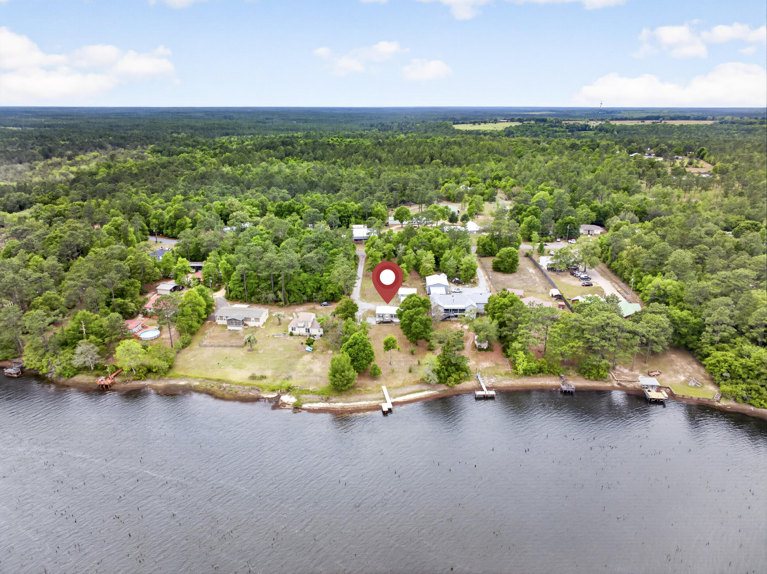 535 Kings Lake Boulevard, DeFuniak Springs