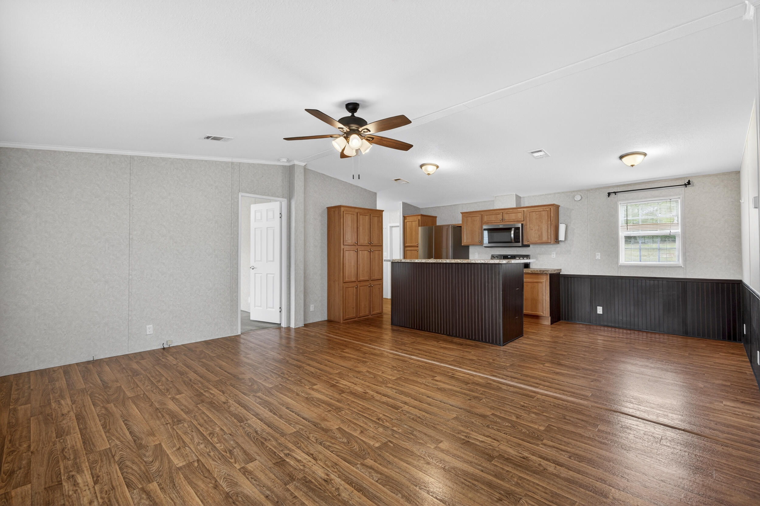 535 Kings Lake Boulevard, DeFuniak Springs