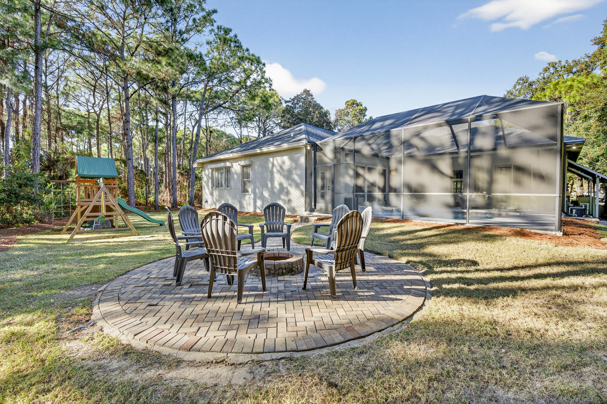 256 Leaning Pines Loop