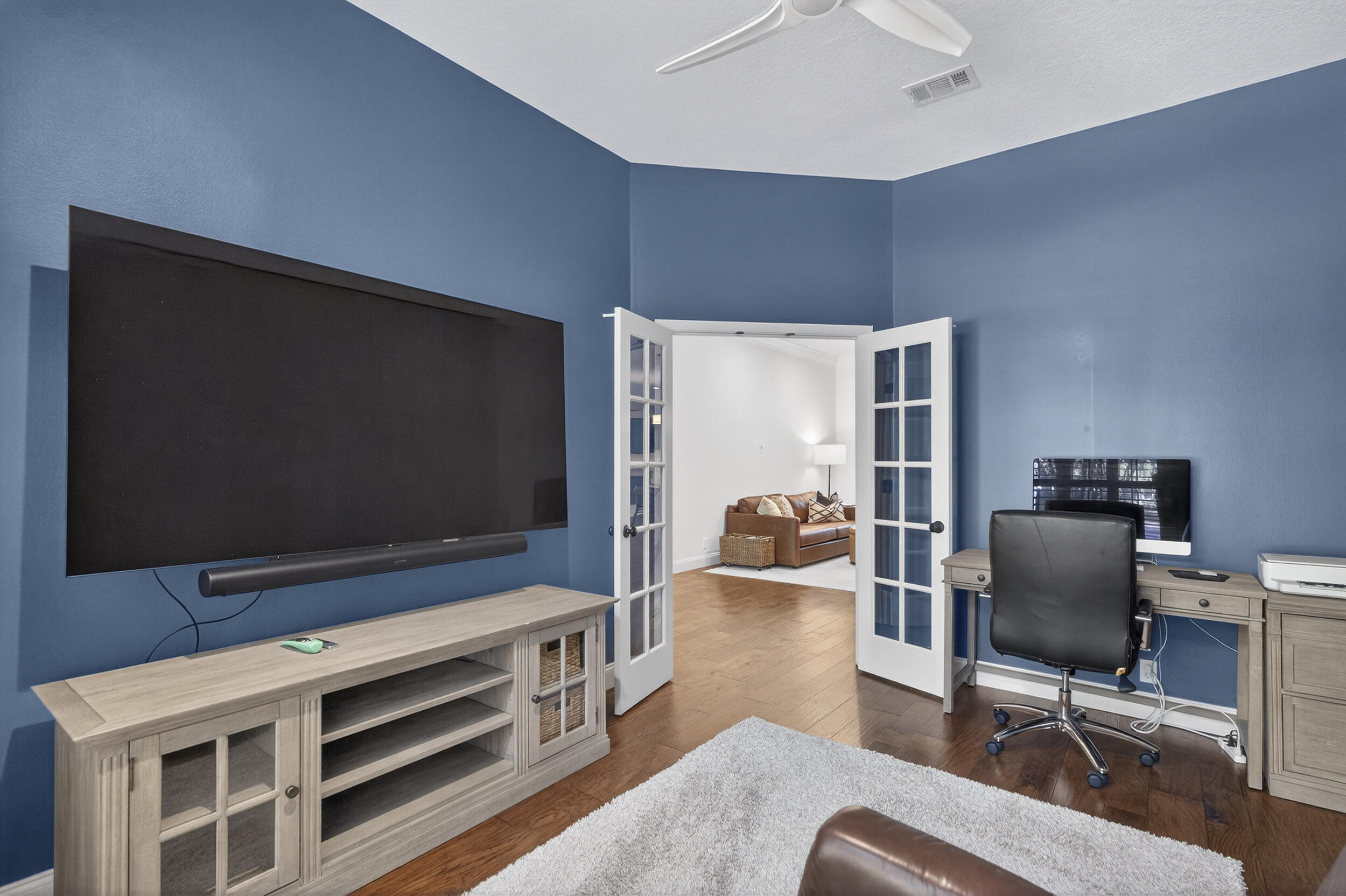 256 Leaning Pines Loop