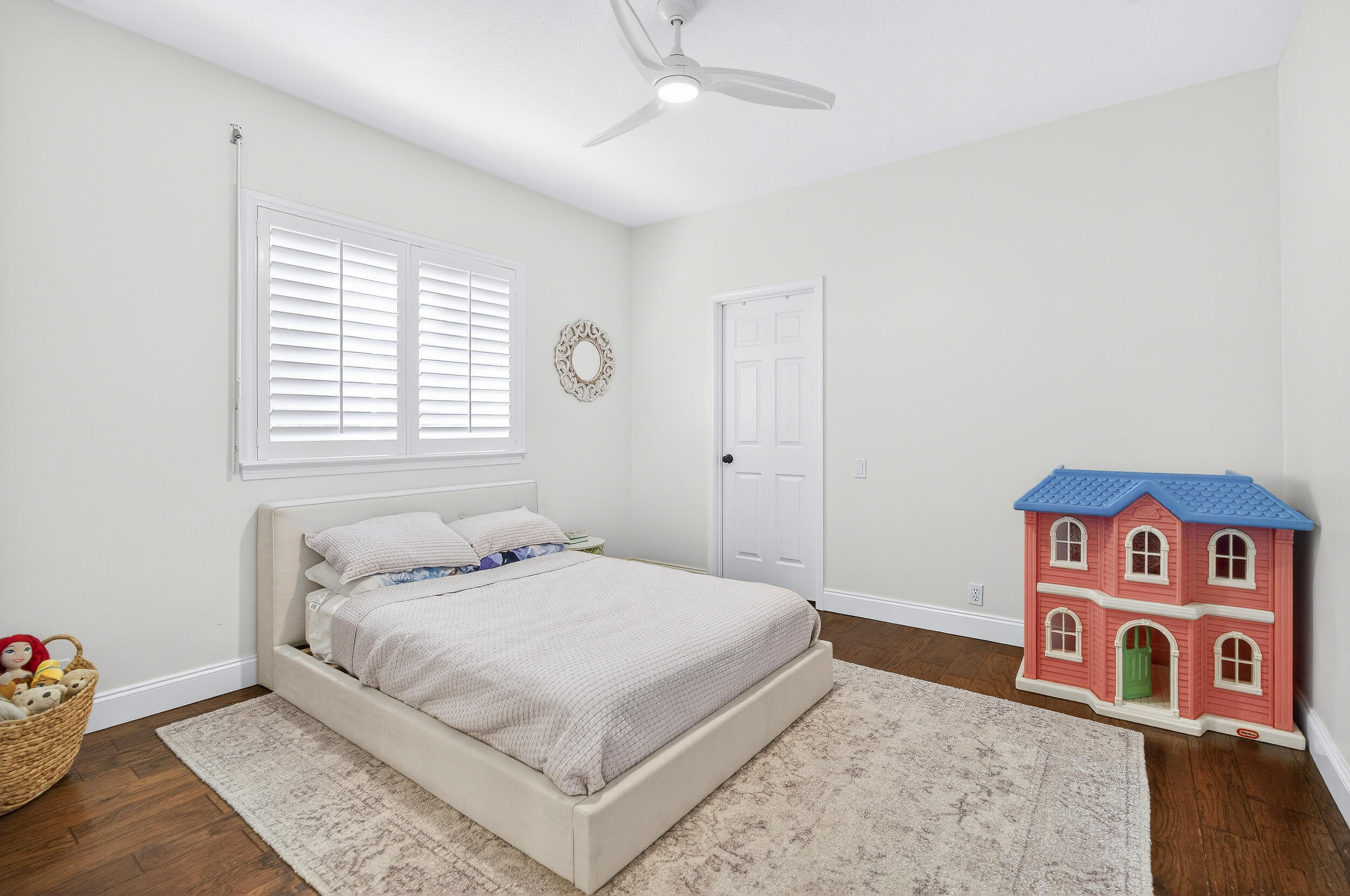 256 Leaning Pines Loop