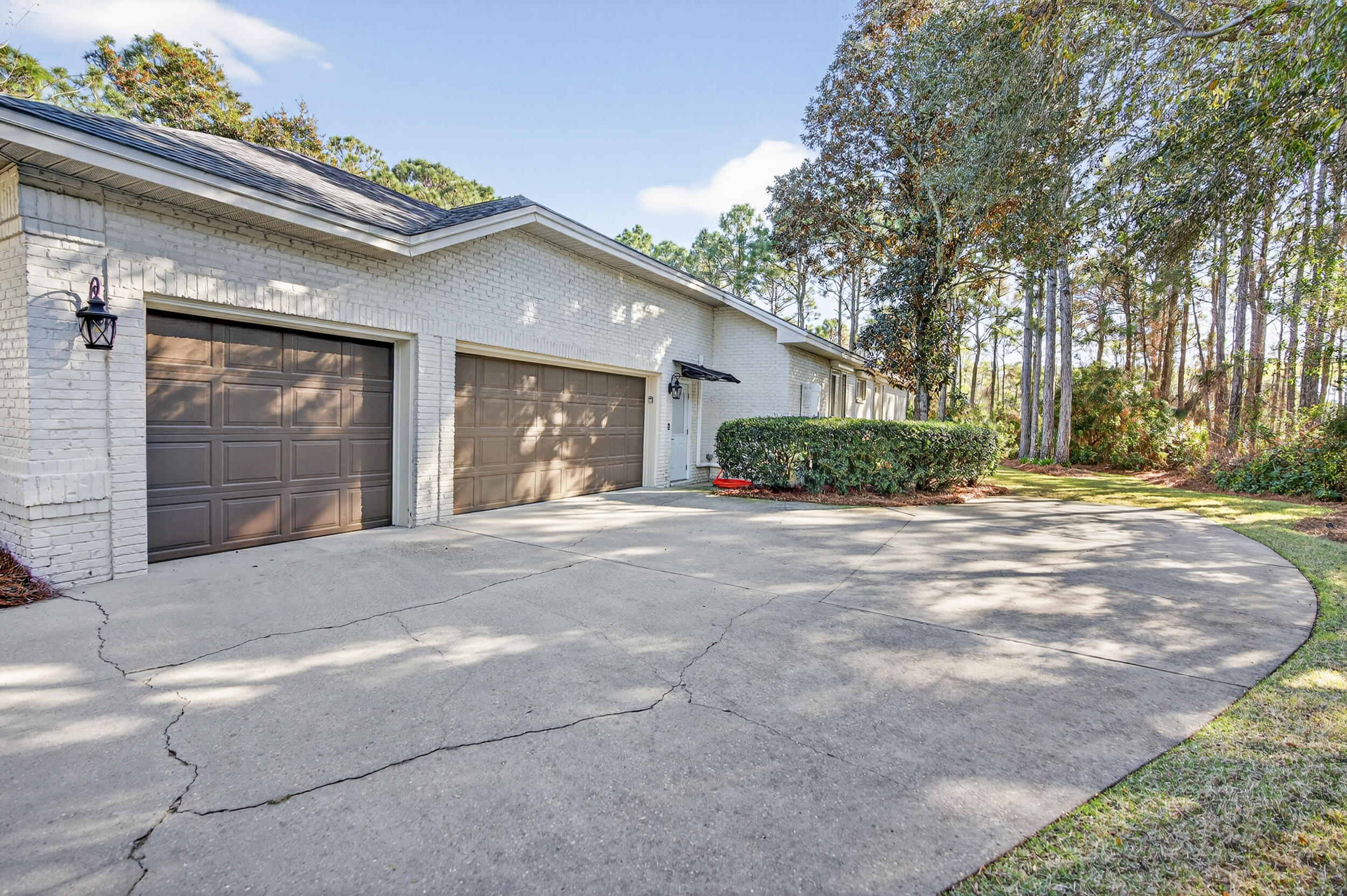 256 Leaning Pines Loop