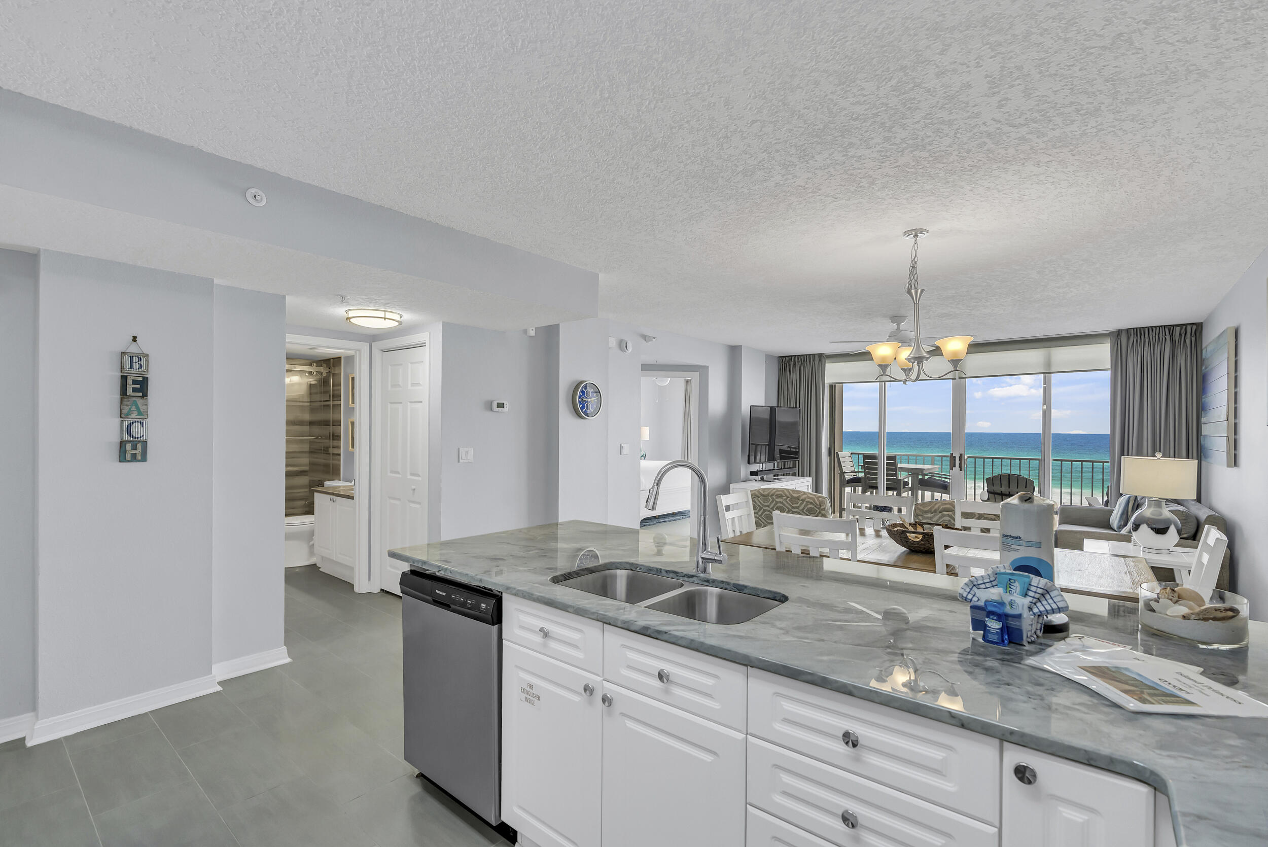520 Santa Rosa Boulevard 411