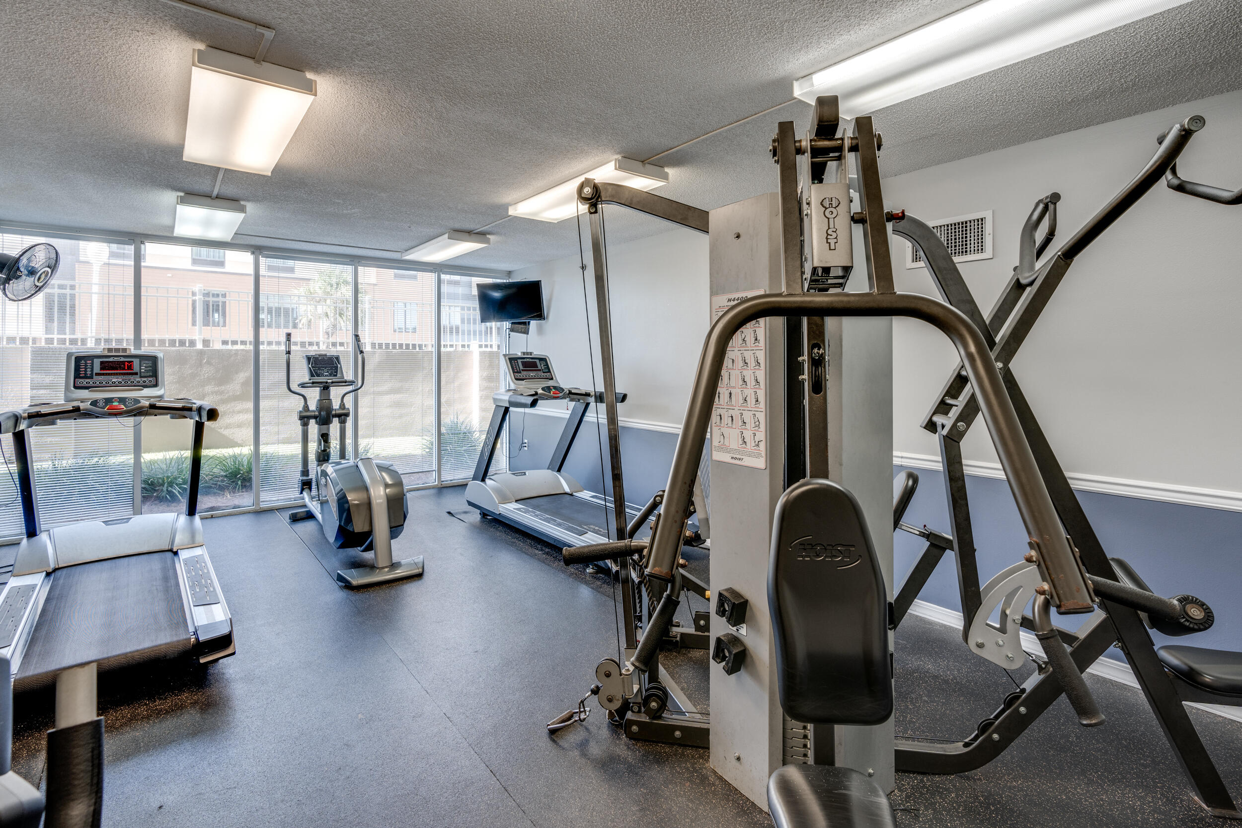 520 Santa Rosa Boulevard 411