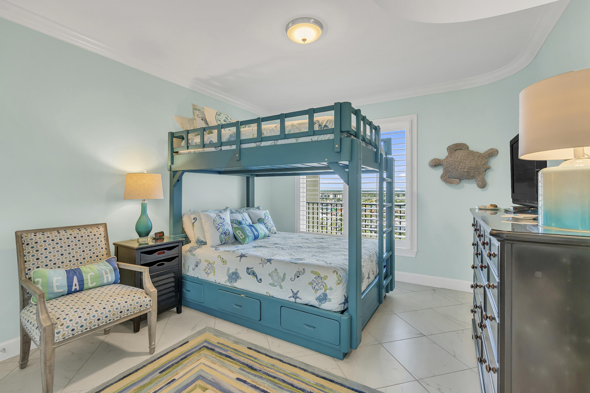 Jade East, 1018 Highway 98 1110