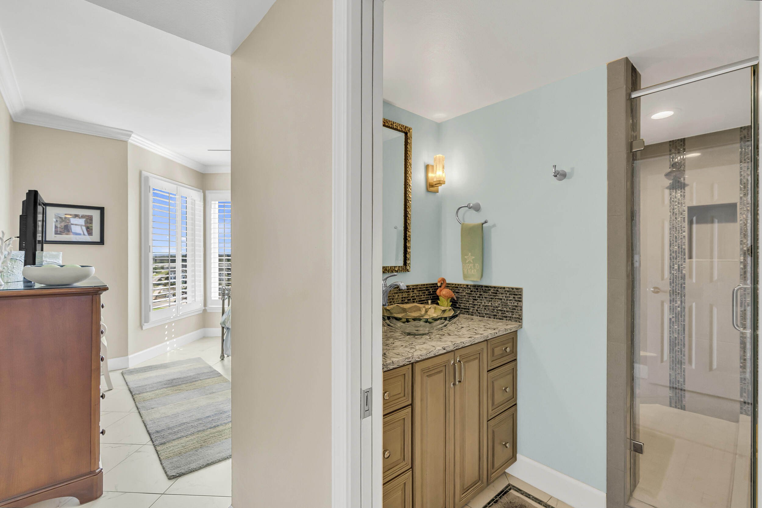 Jade East, 1018 Highway 98 1110