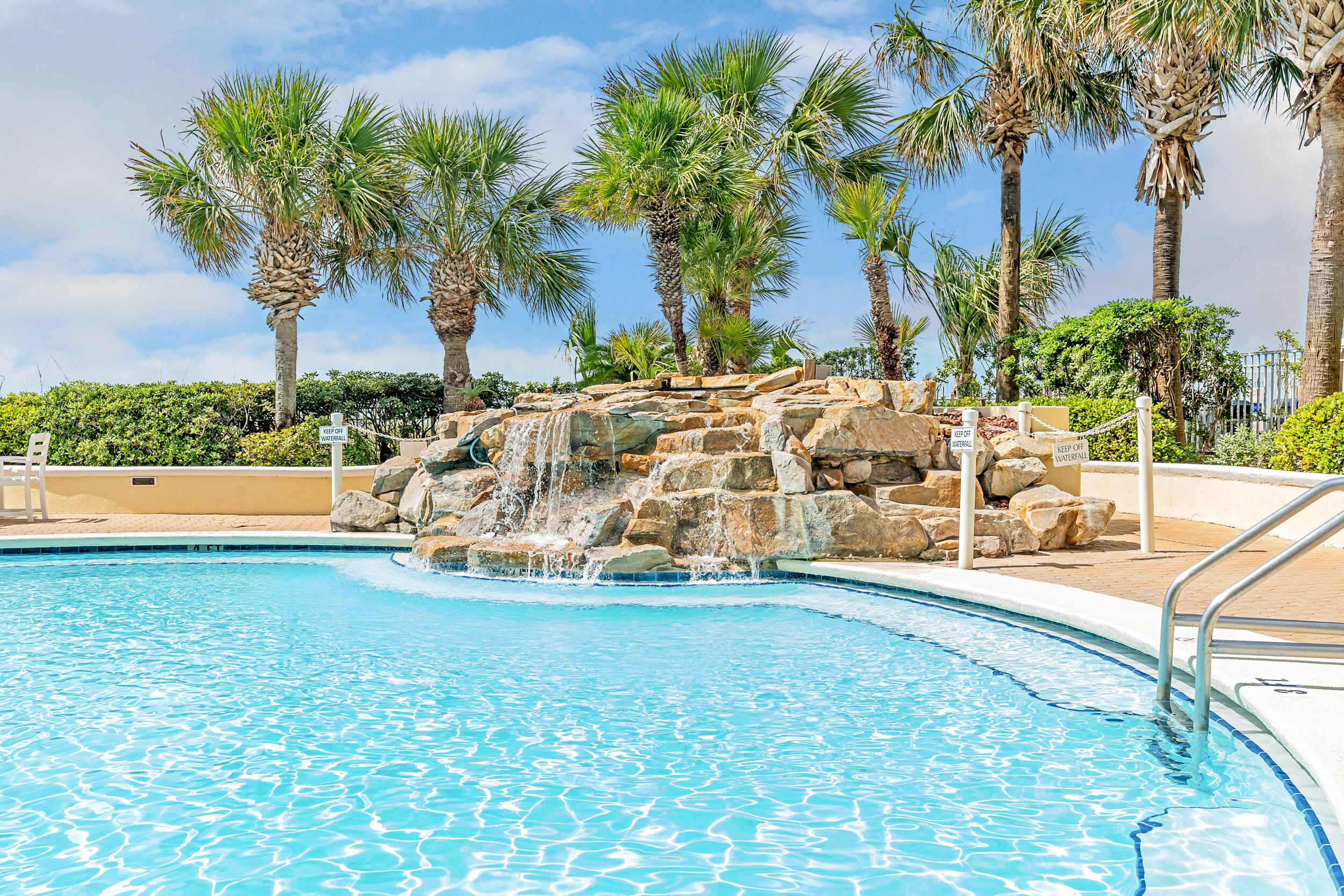 Jade East, 1018 Highway 98 1110