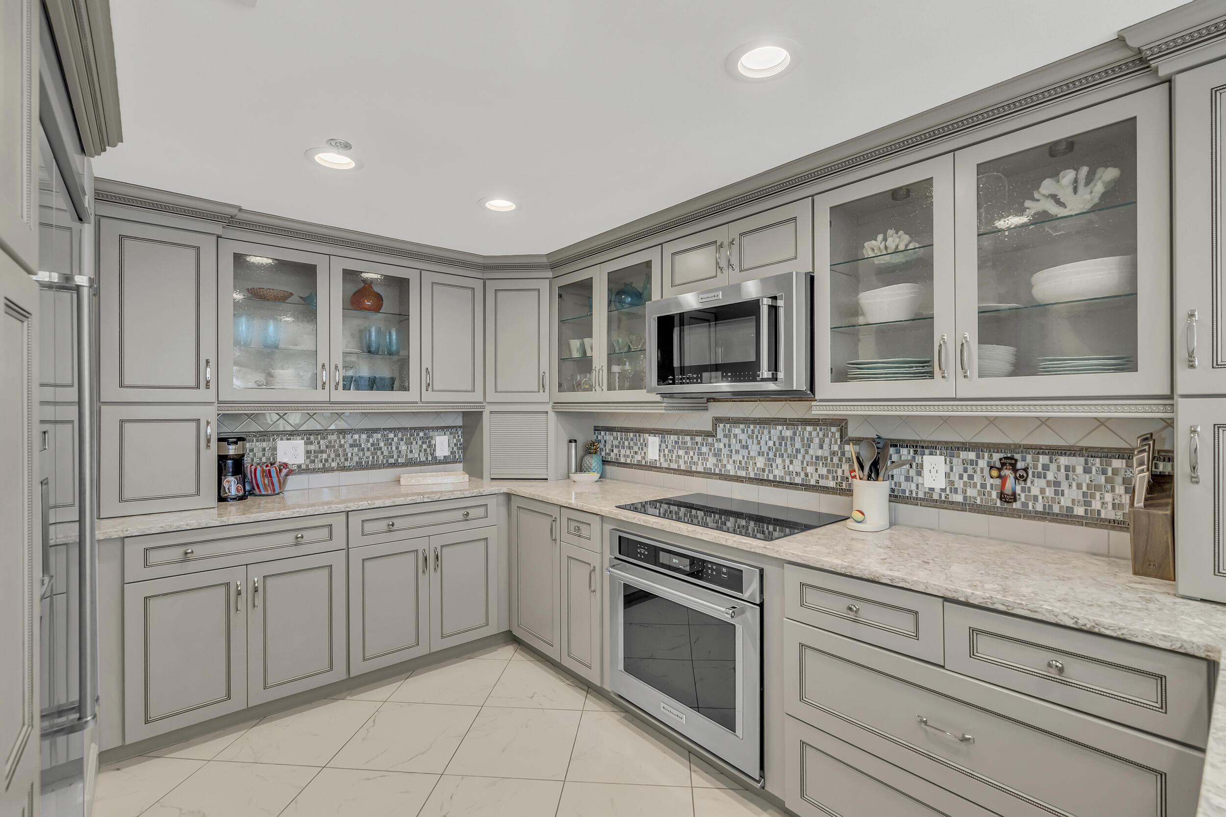 Jade East, 1018 Highway 98 1110