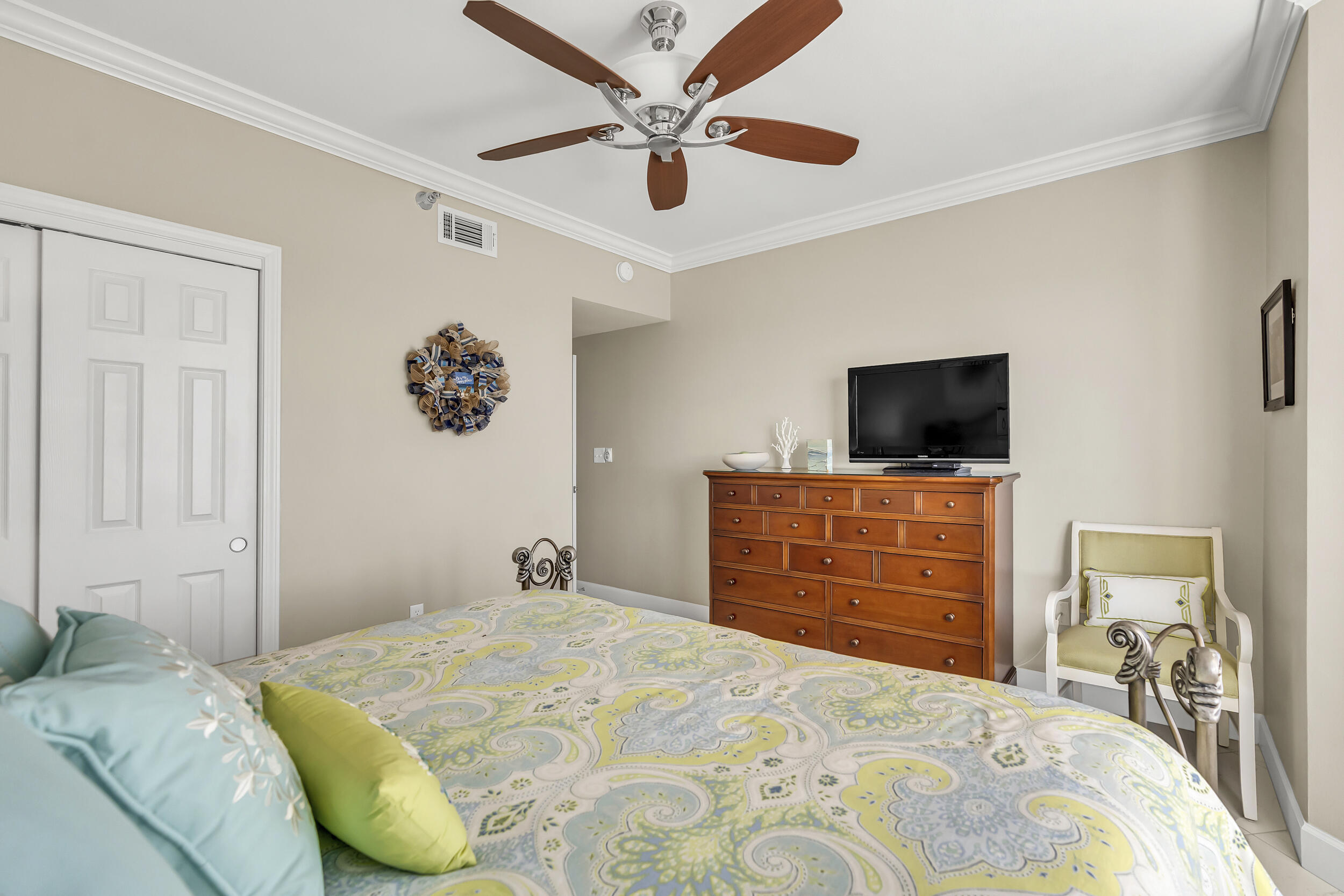 Jade East, 1018 Highway 98 1110