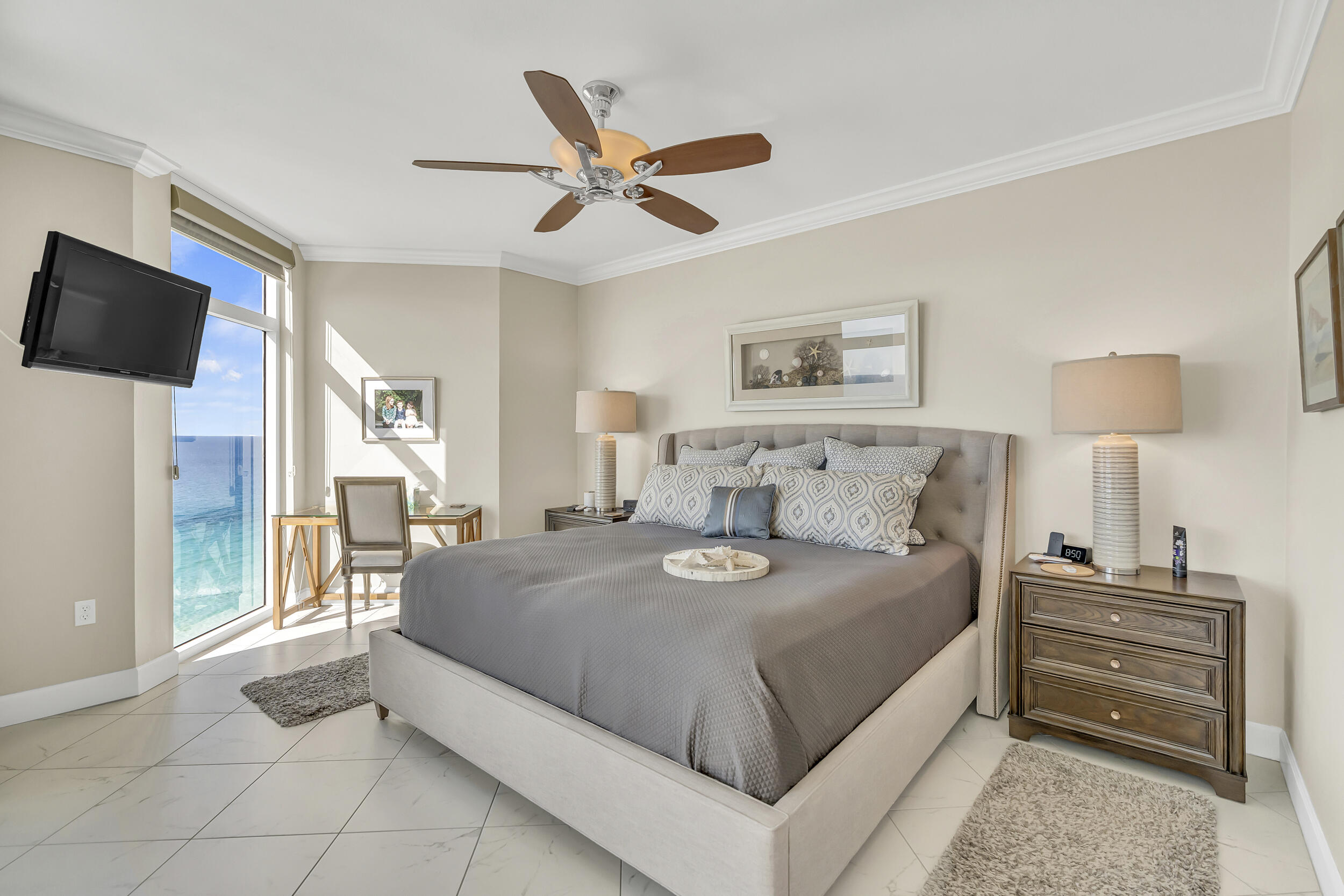 Jade East, 1018 Highway 98 1110