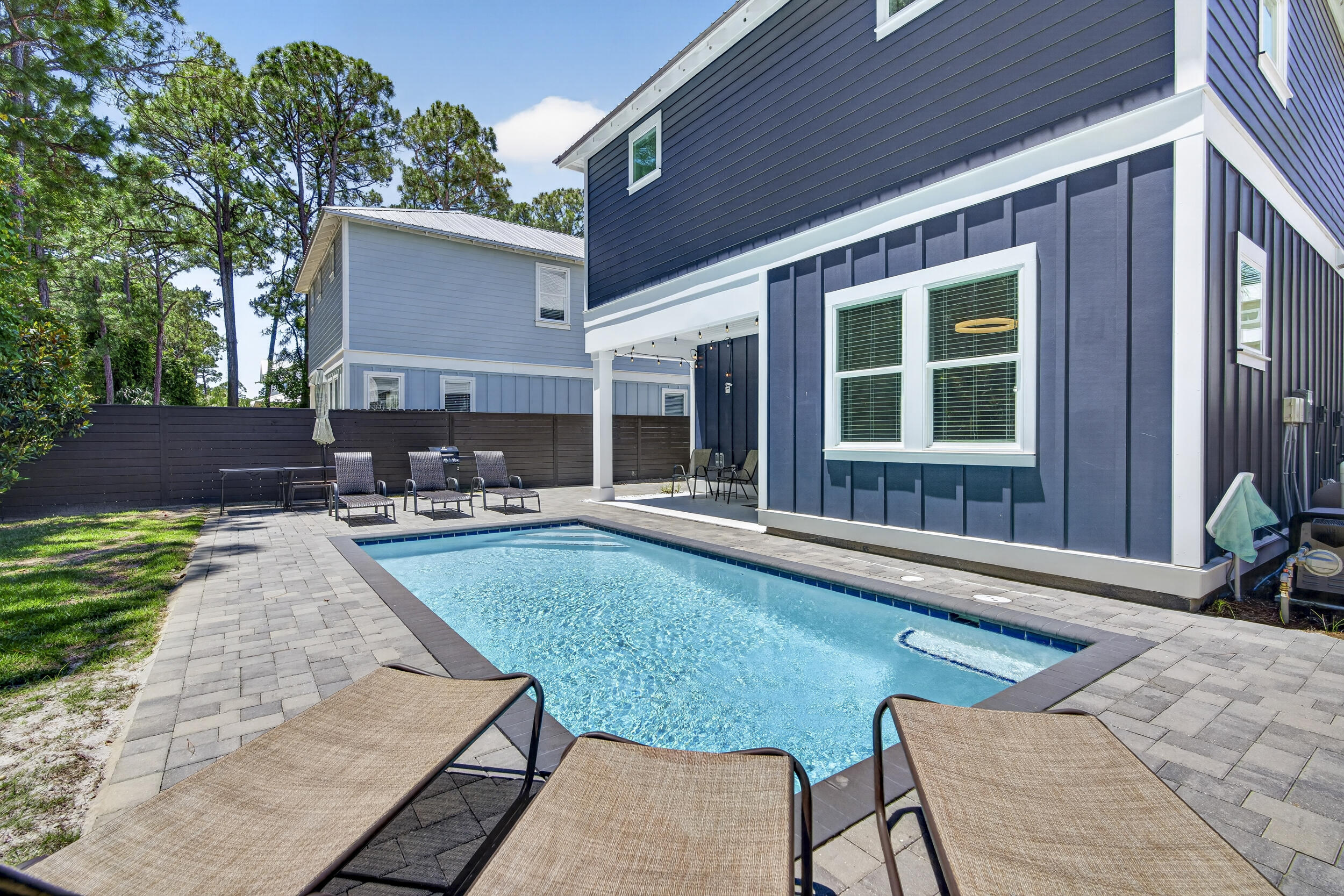 167 Lakeland Drive