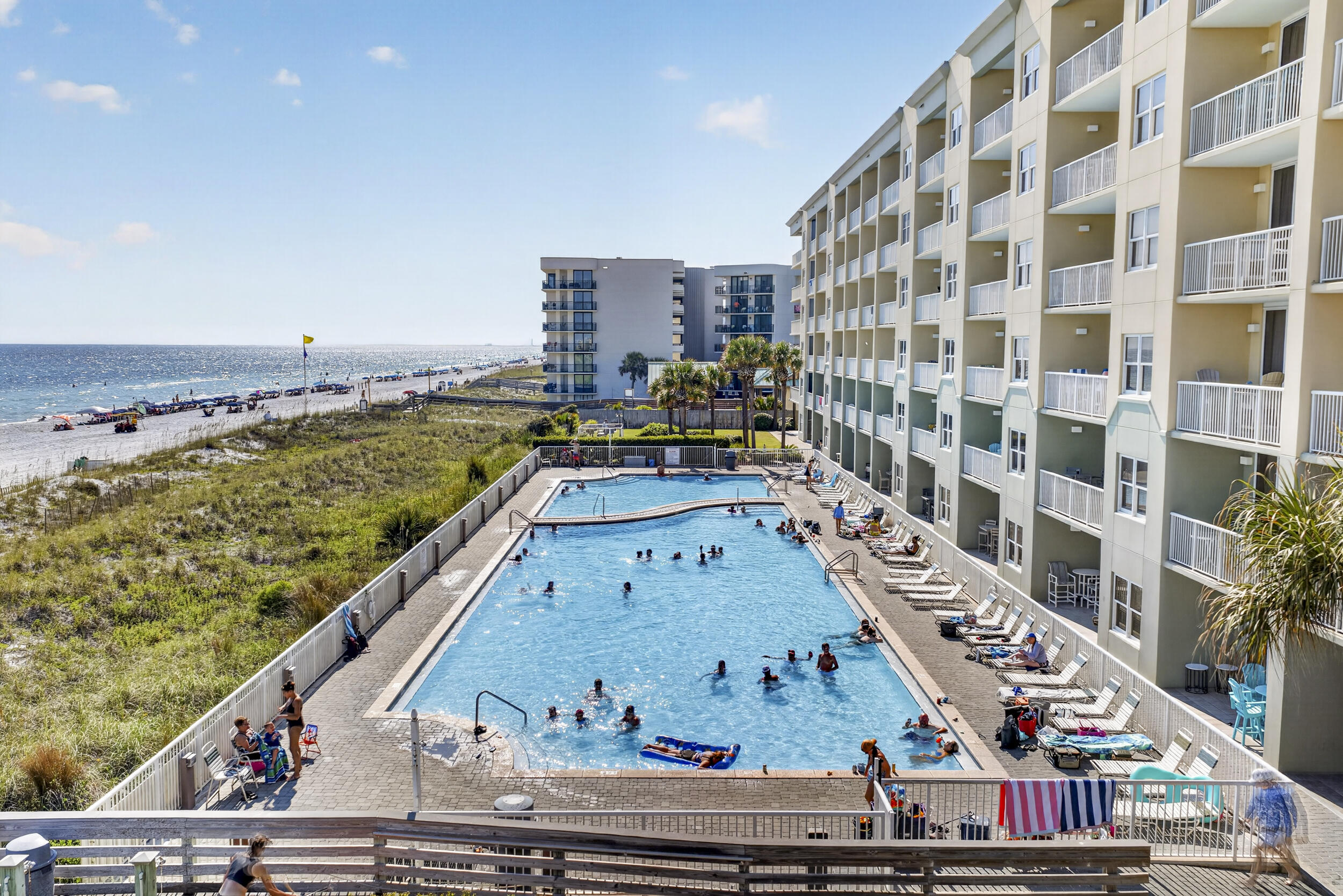 590 Santa Rosa Boulevard UNIT 203