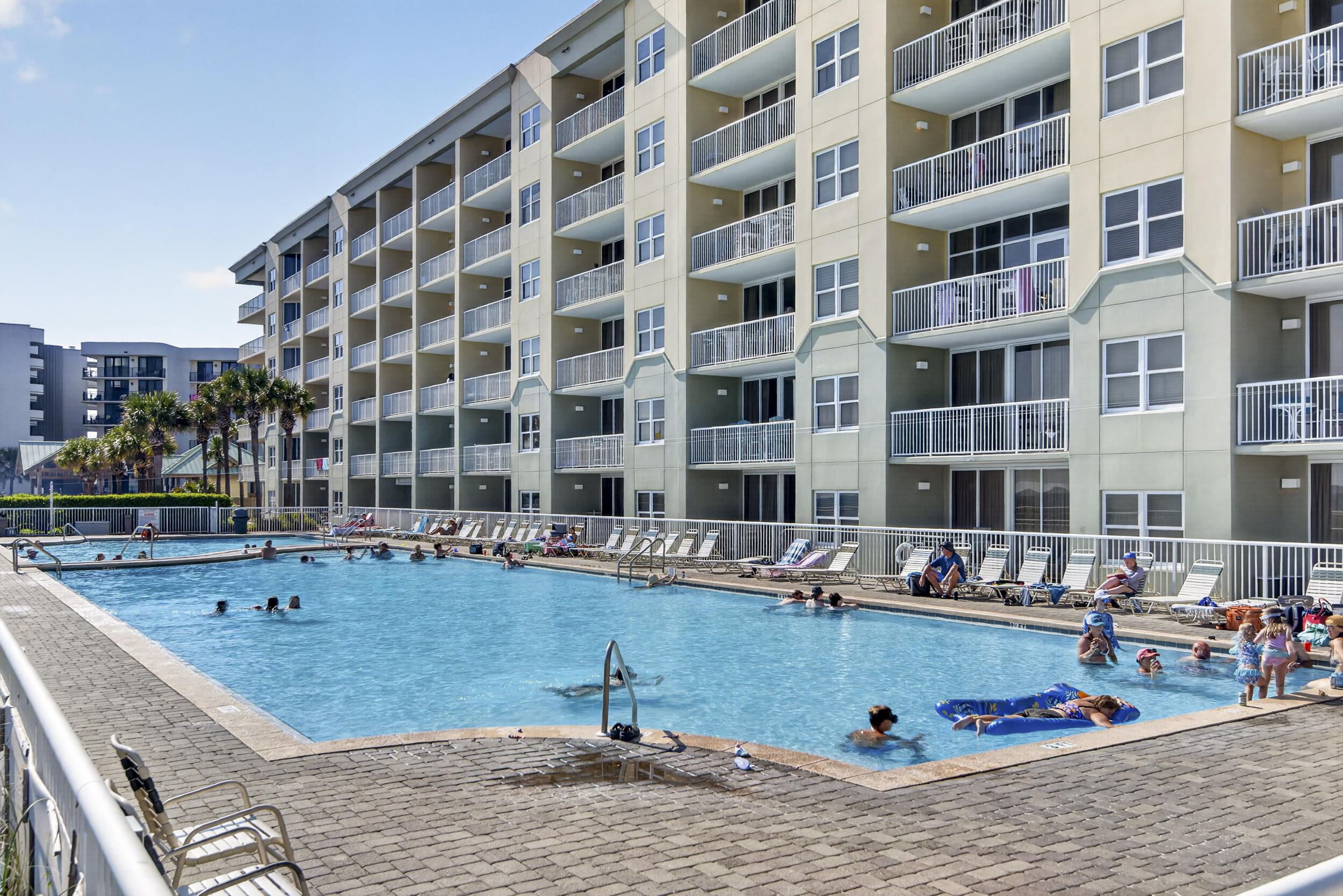590 Santa Rosa Boulevard UNIT 203