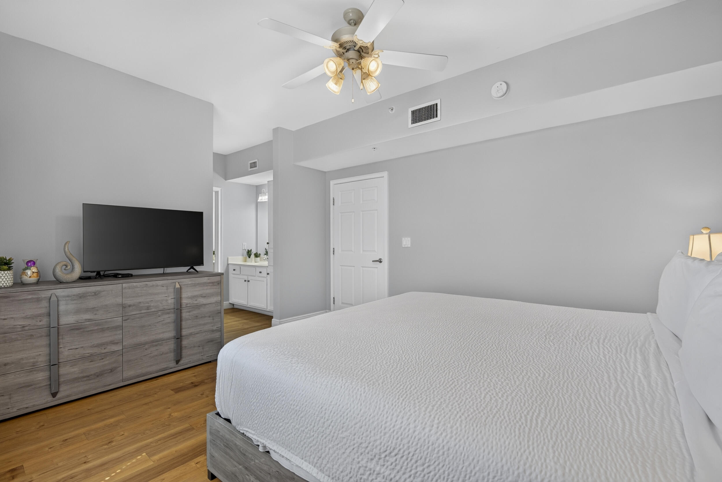590 Santa Rosa Boulevard UNIT 203