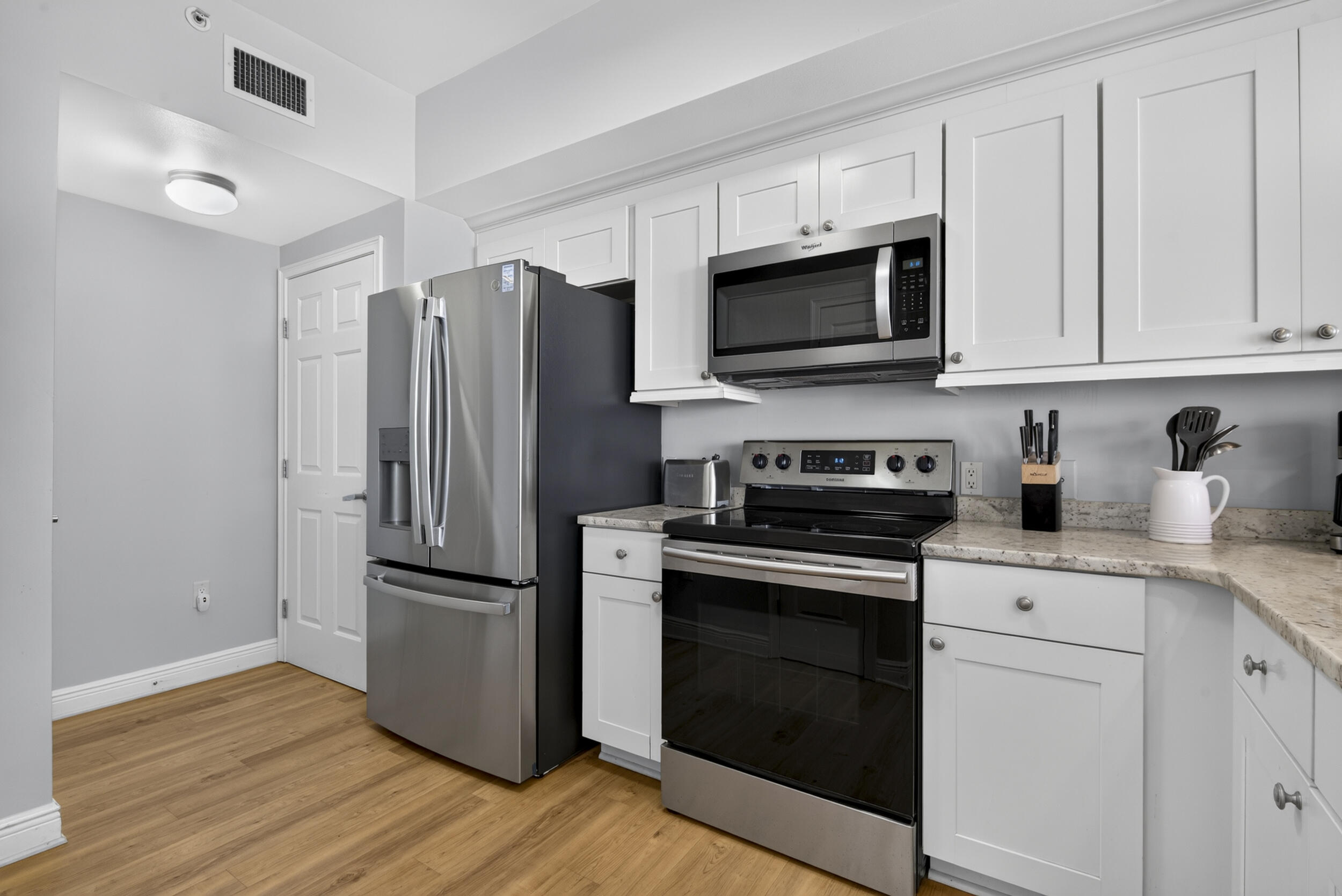 590 Santa Rosa Boulevard UNIT 203