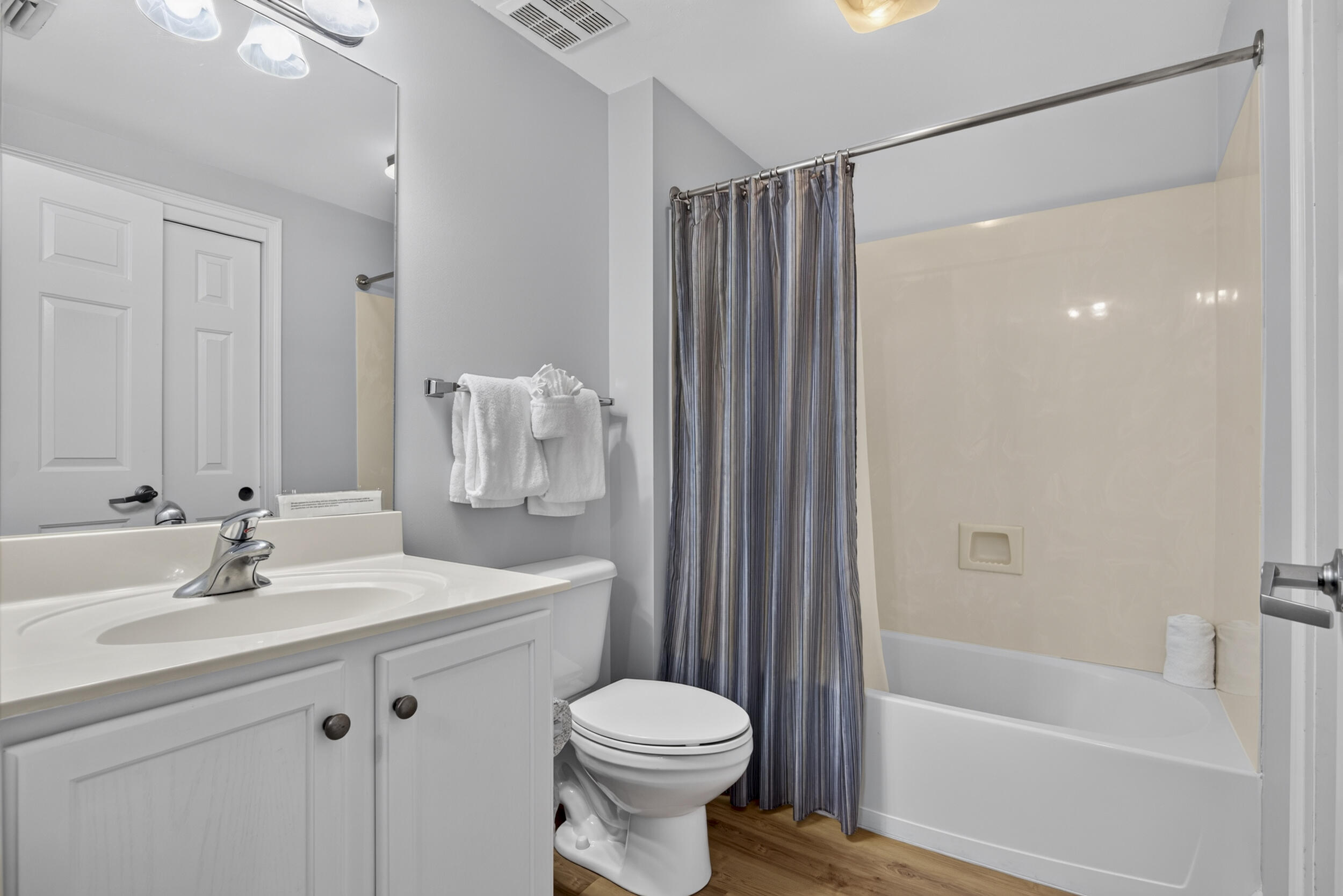 590 Santa Rosa Boulevard UNIT 203