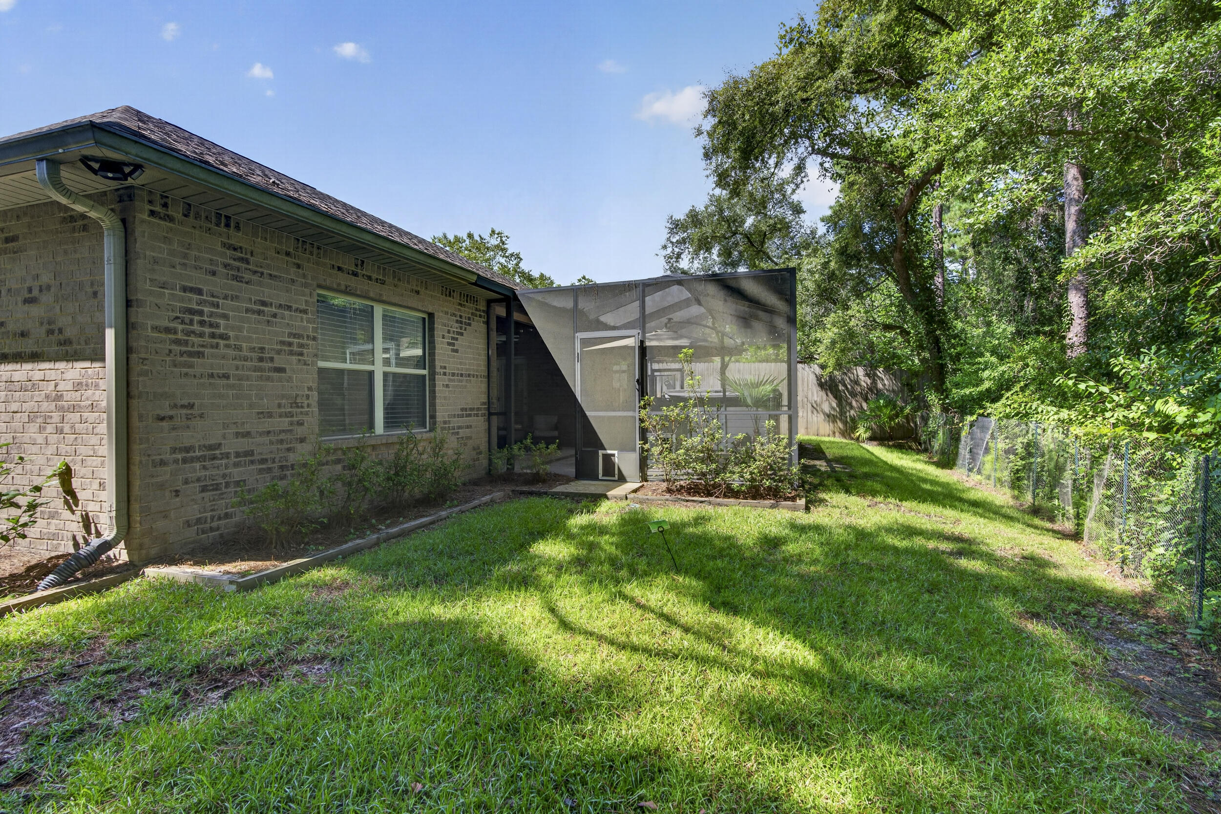 123 Big Oak Lane