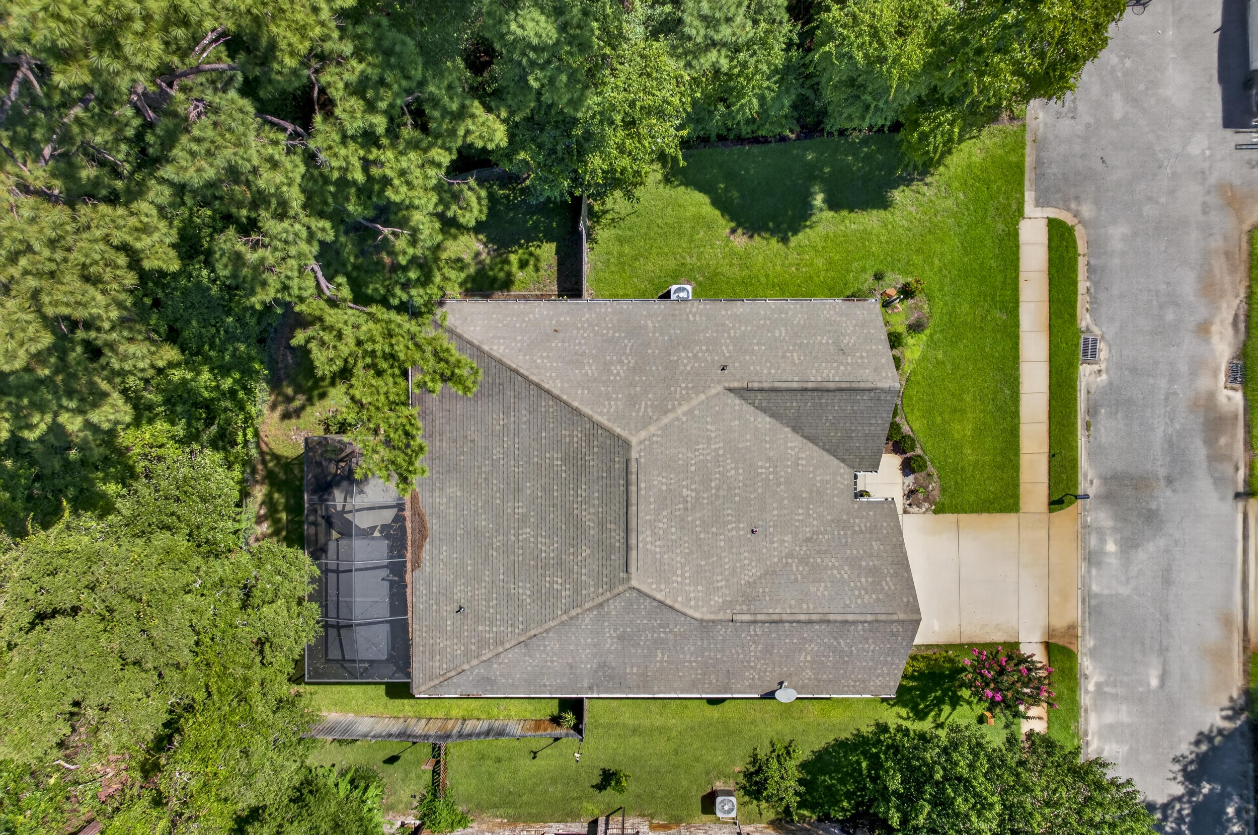 123 Big Oak Lane