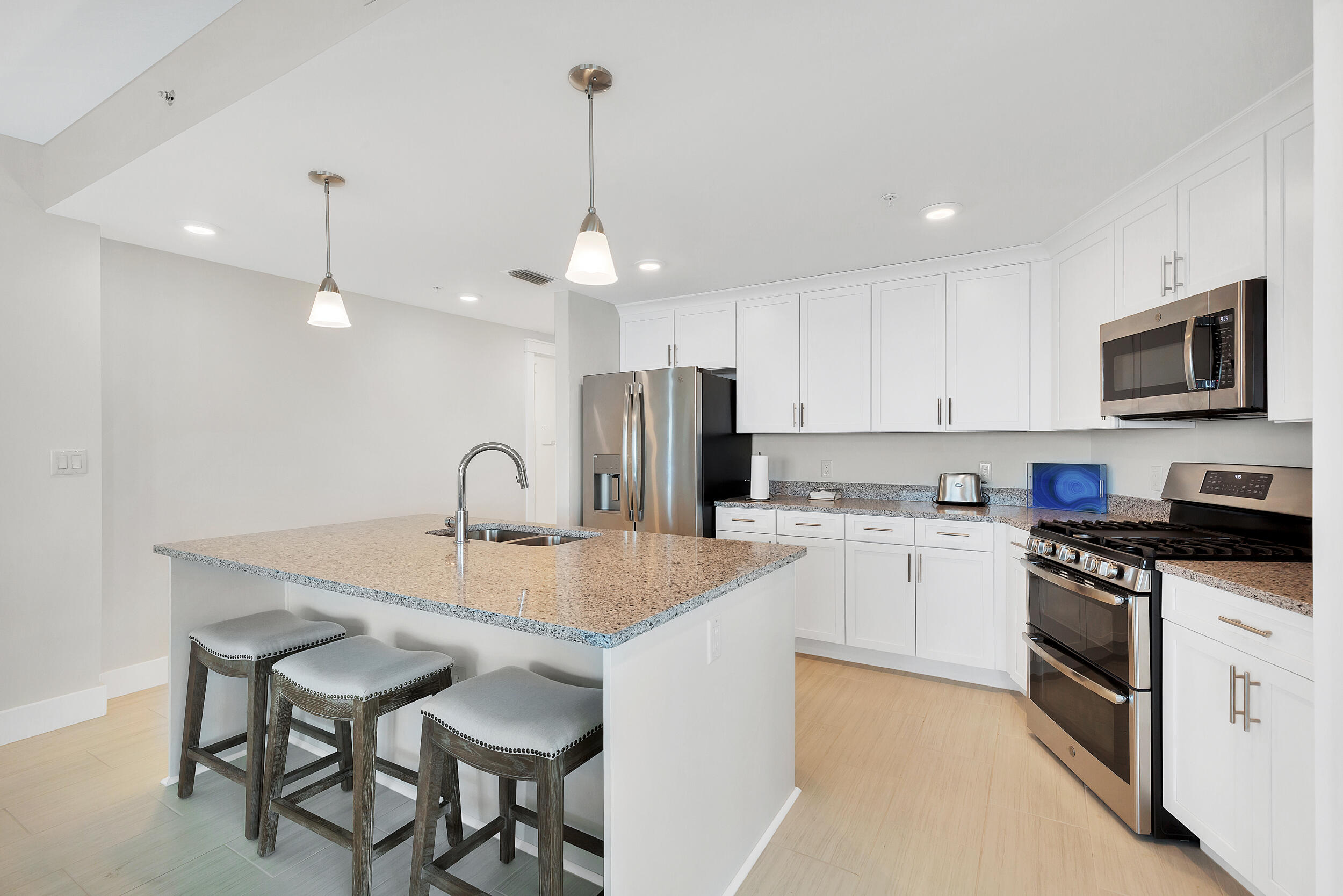 858 Scallop Court UNIT 301