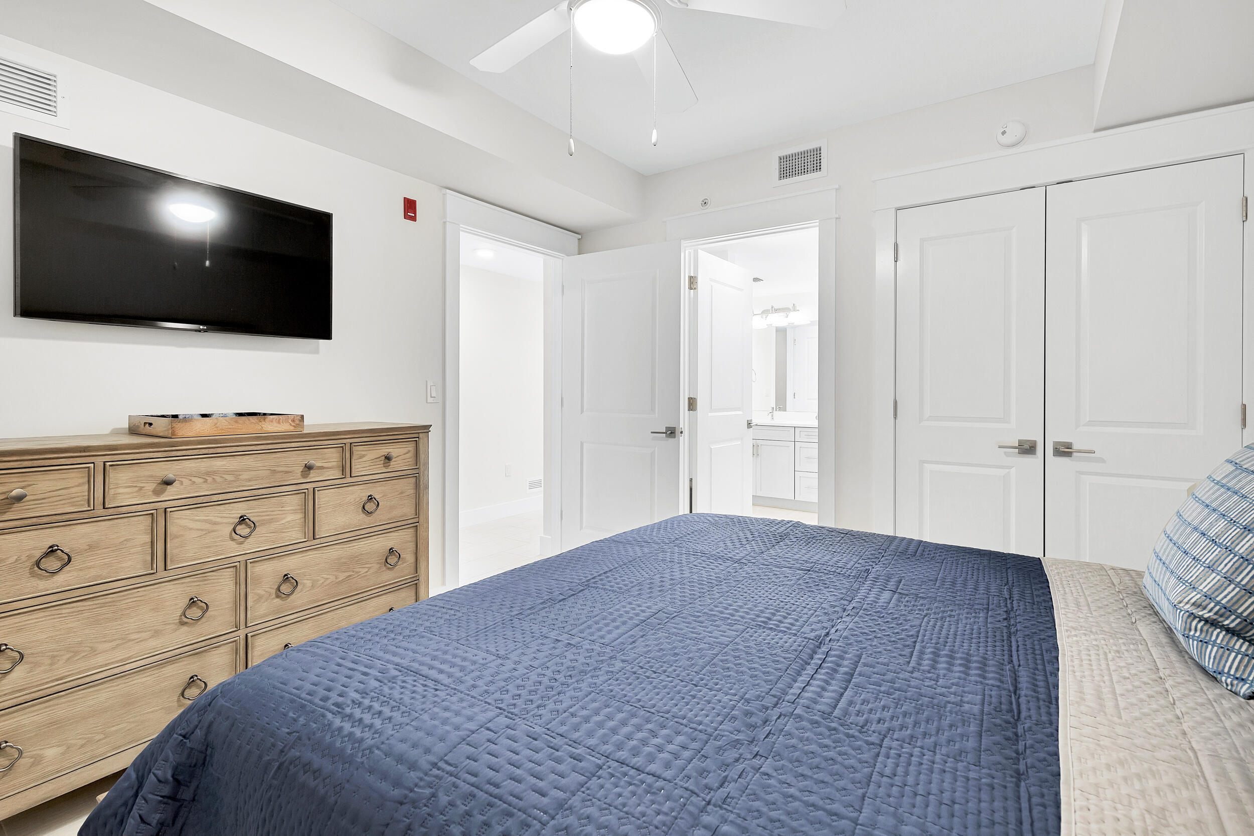 858 Scallop Court UNIT 301