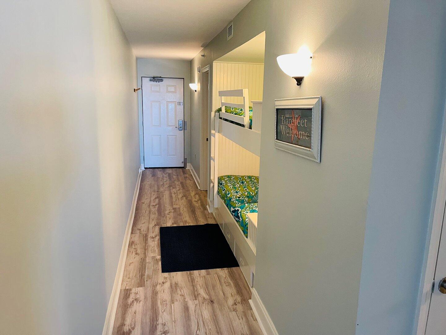 1002 Highway 98, 202