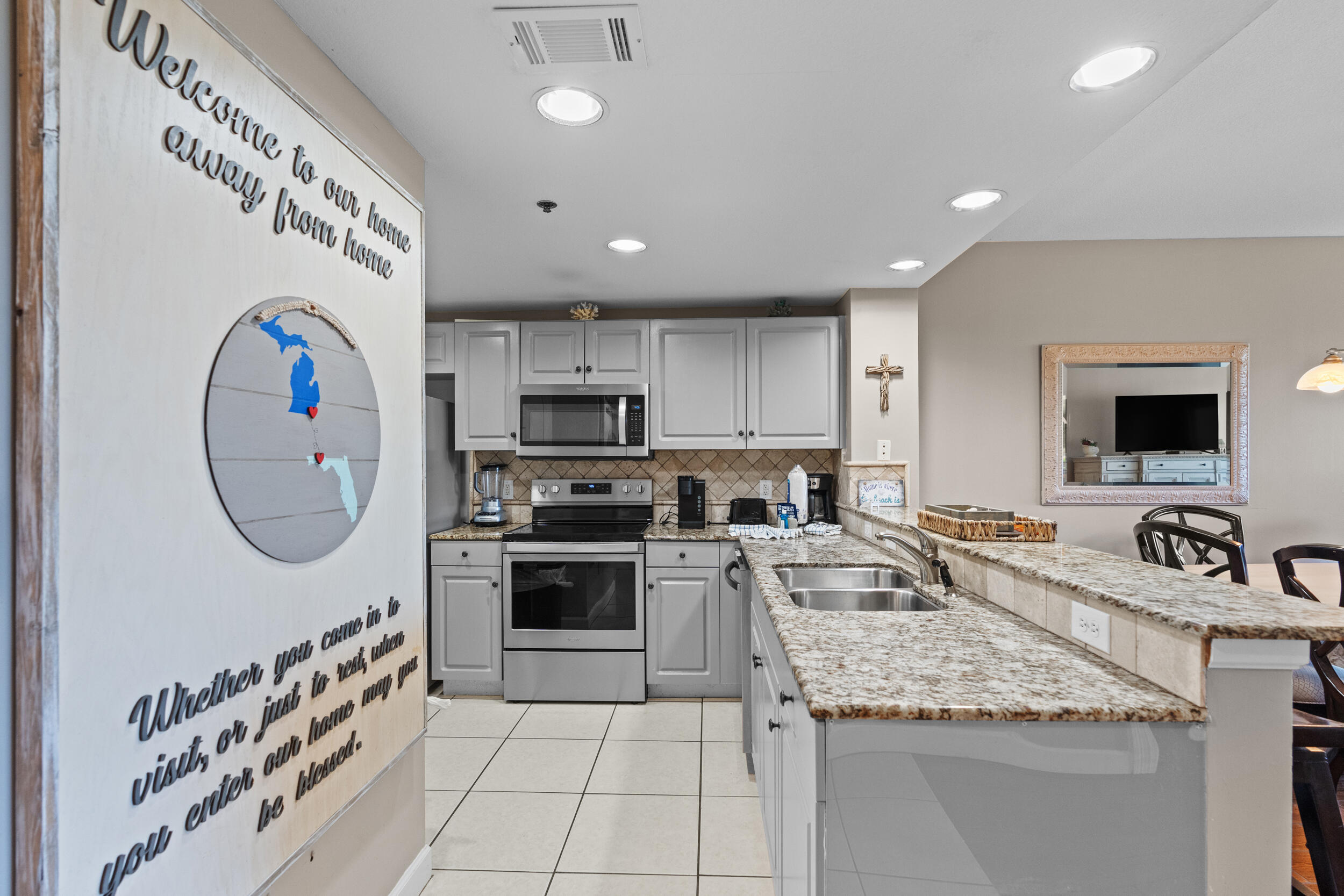 1751 Scenic Highway 98, UNIT 207