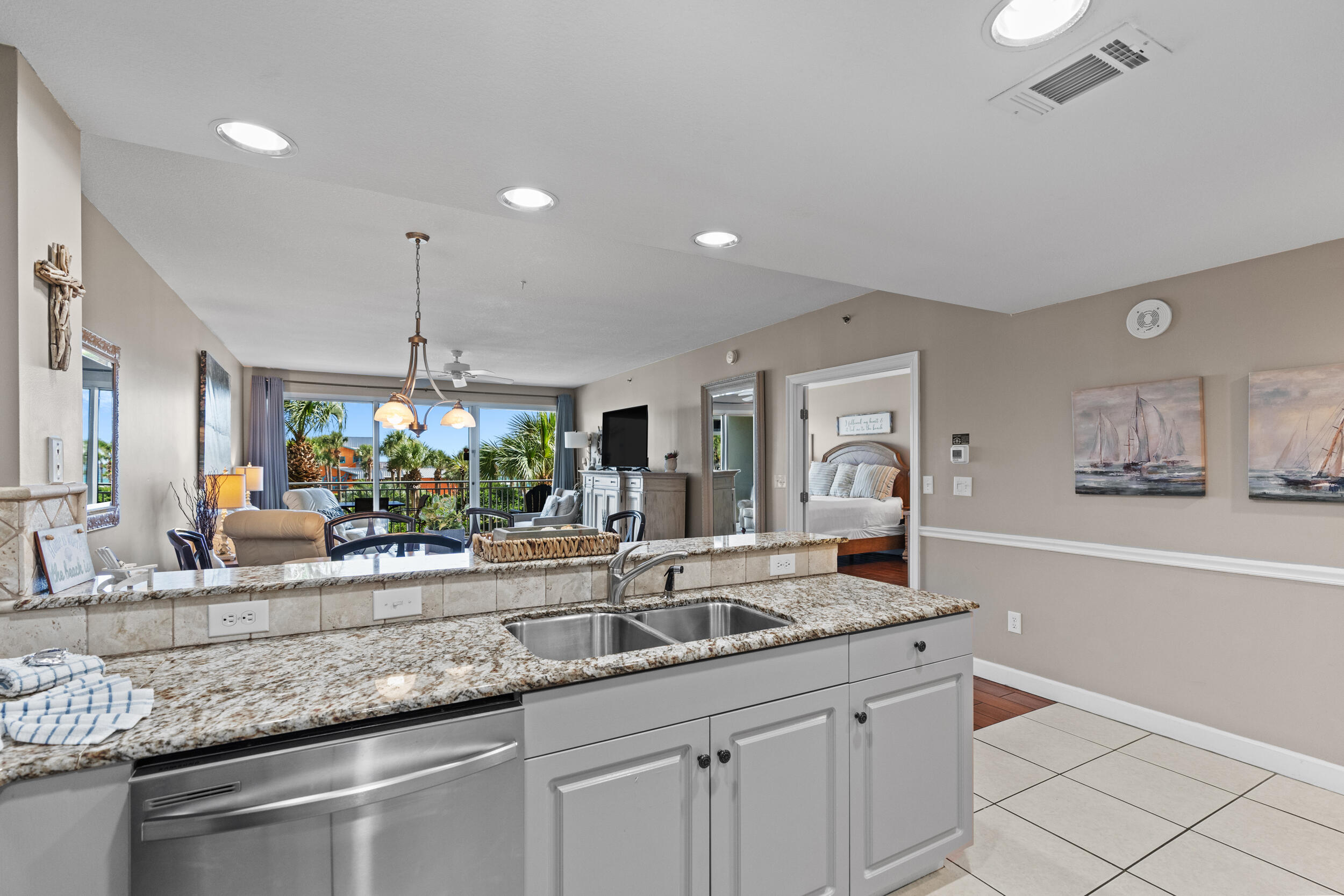 1751 Scenic Highway 98, UNIT 207