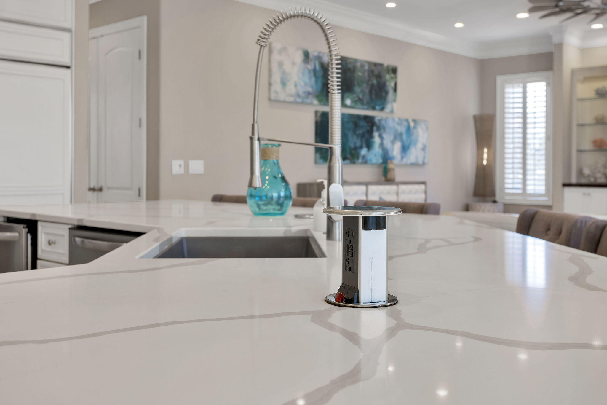 4713 Ocean Boulevard