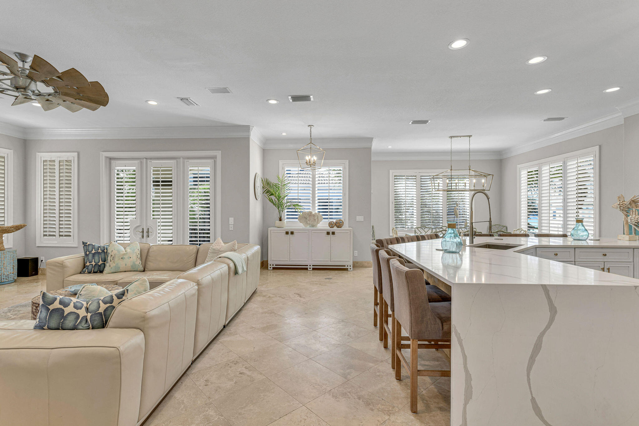 4713 Ocean Boulevard