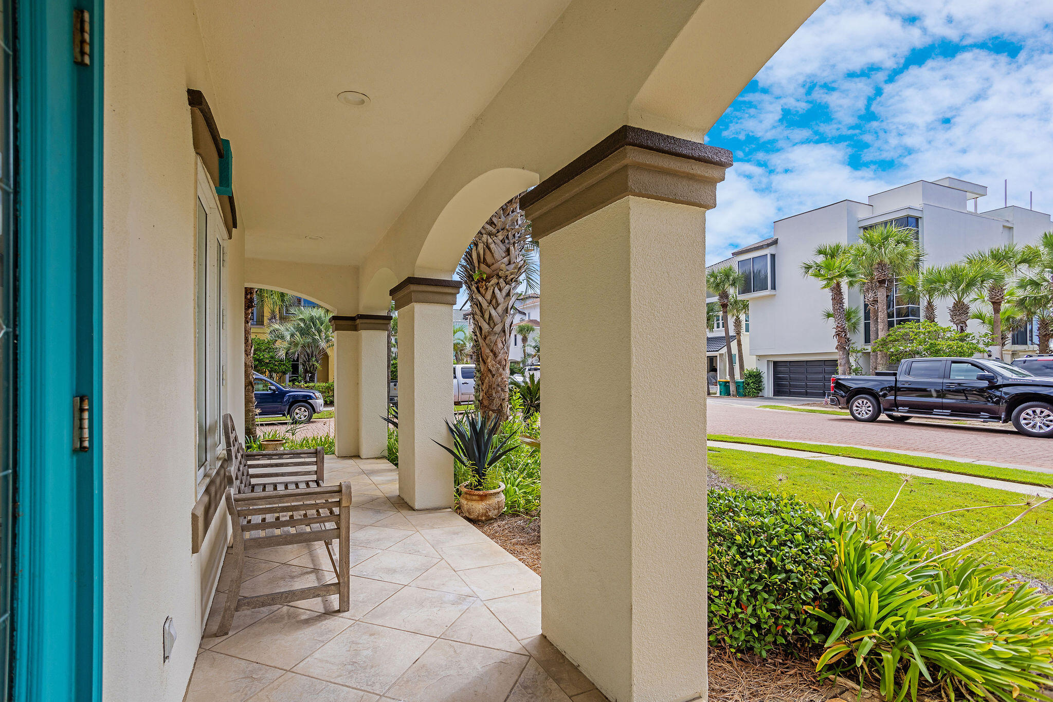 4713 Ocean Boulevard