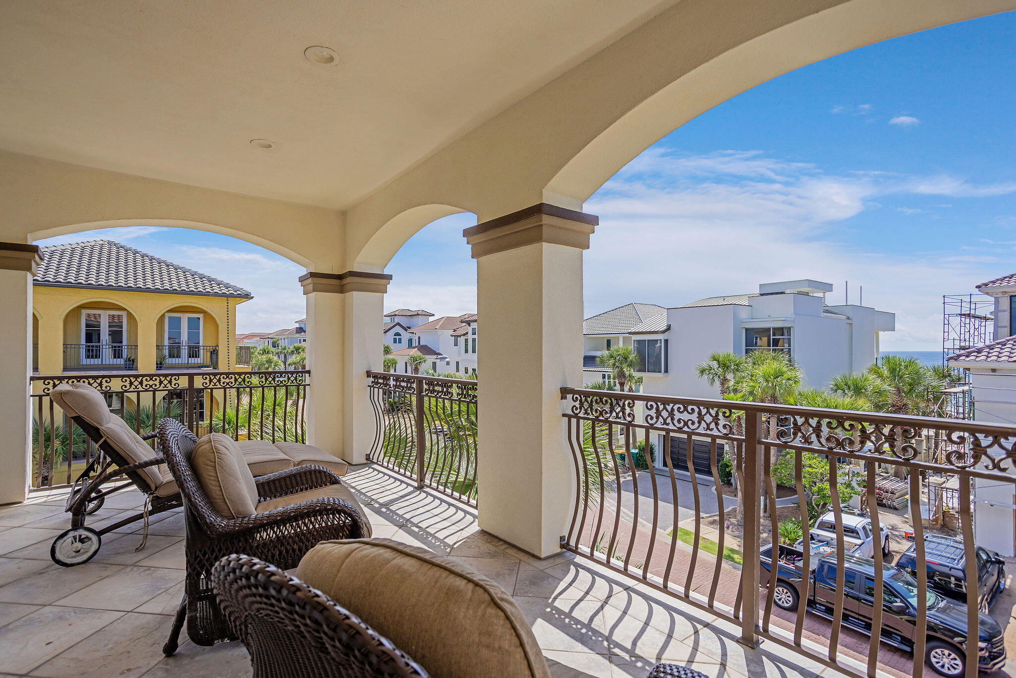 4713 Ocean Boulevard