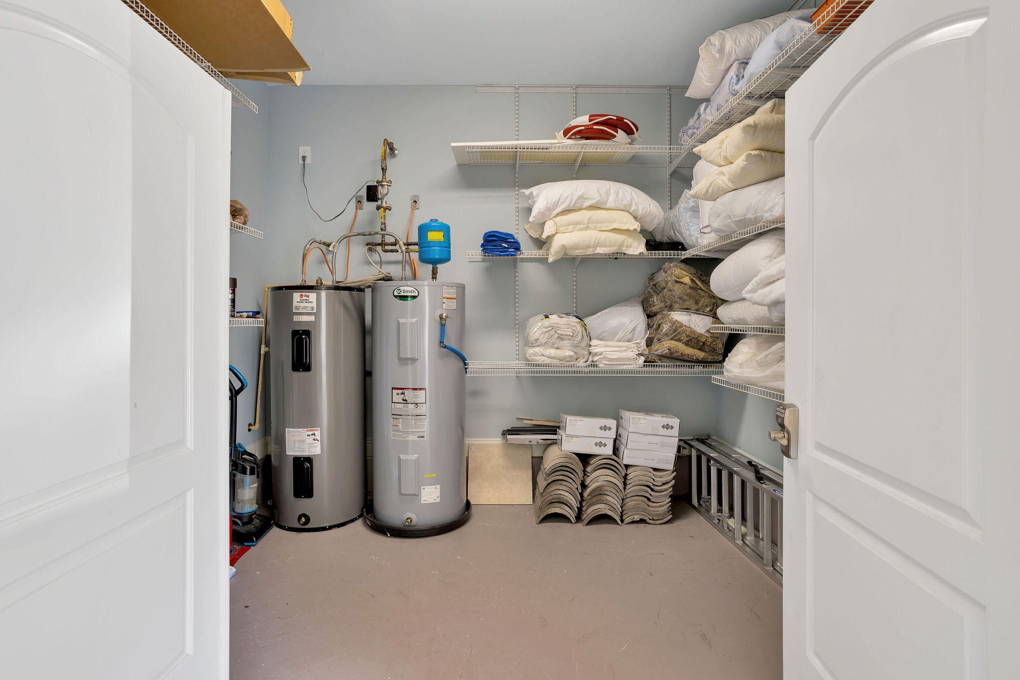 4713 Ocean Boulevard