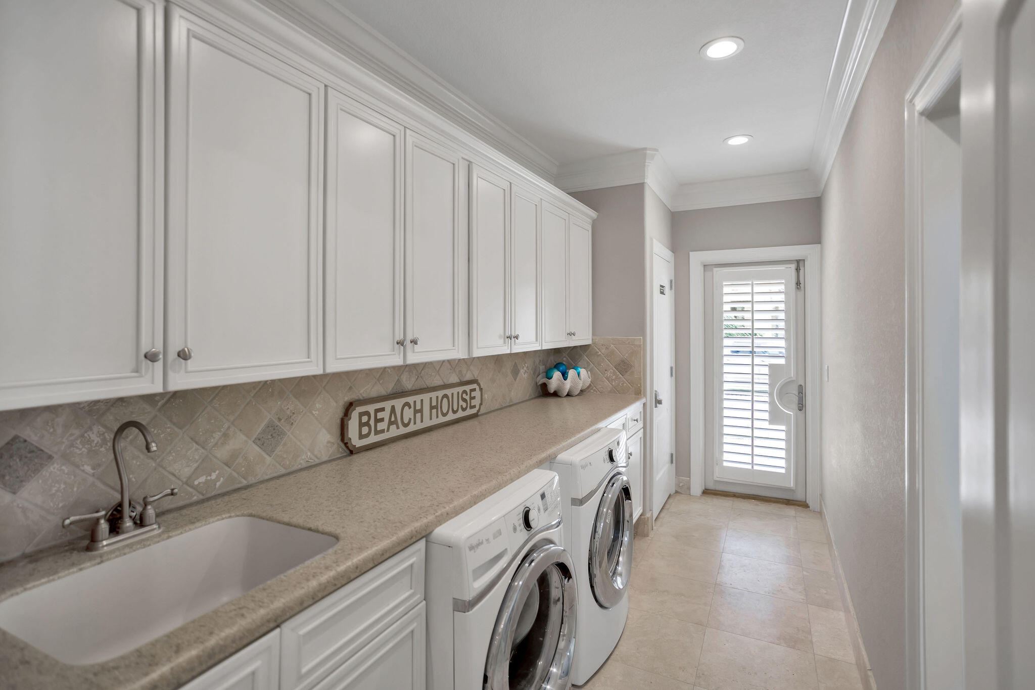 4713 Ocean Boulevard