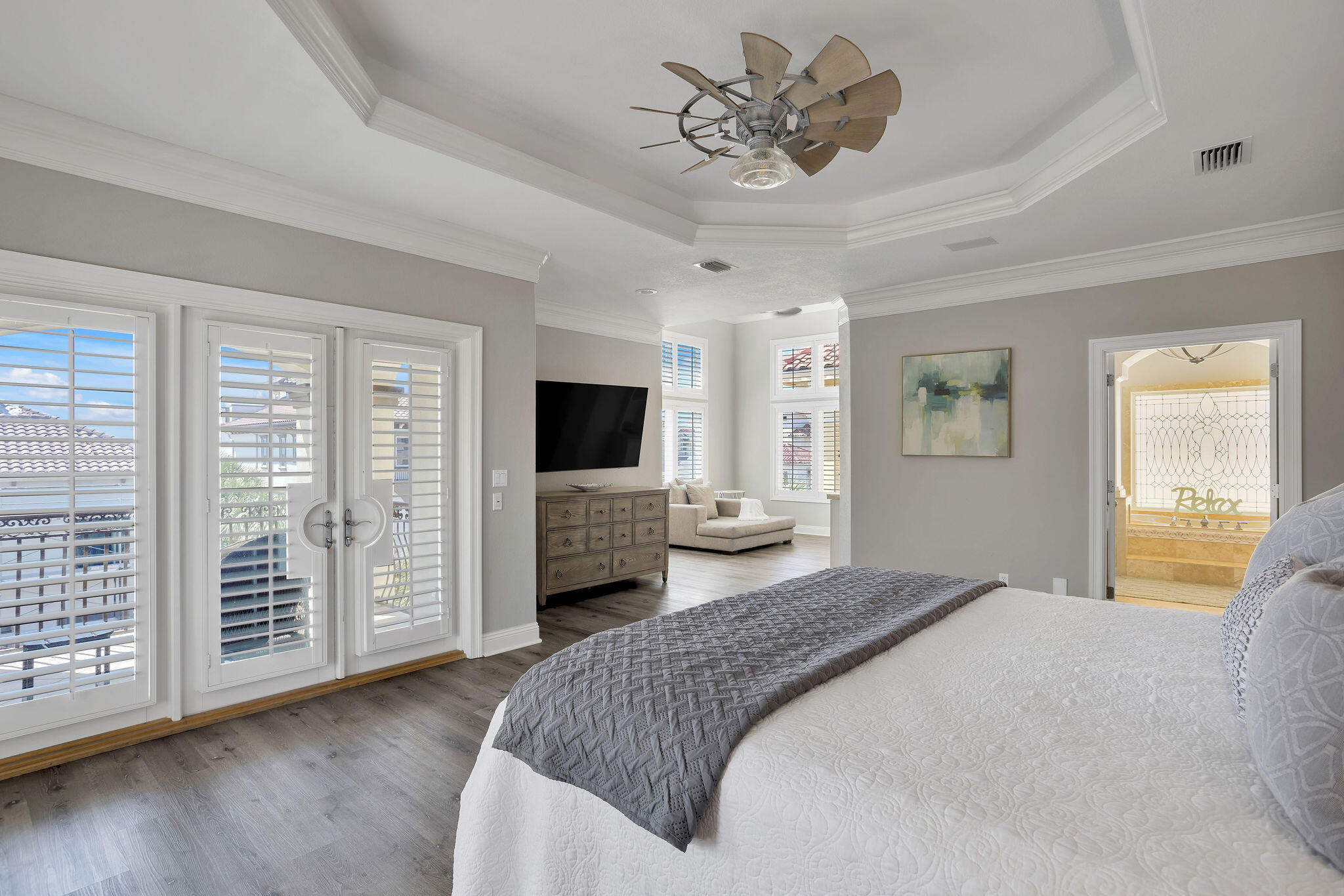 4713 Ocean Boulevard