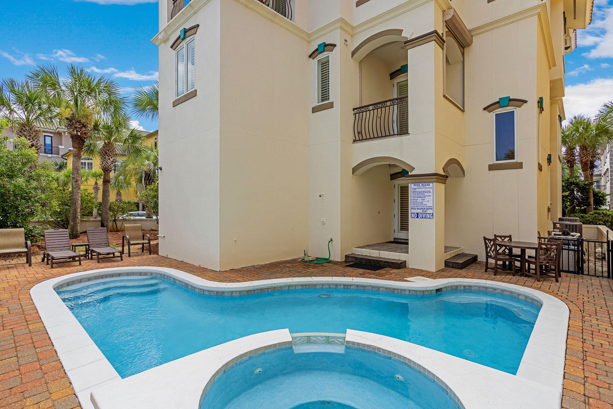 4713 Ocean Boulevard