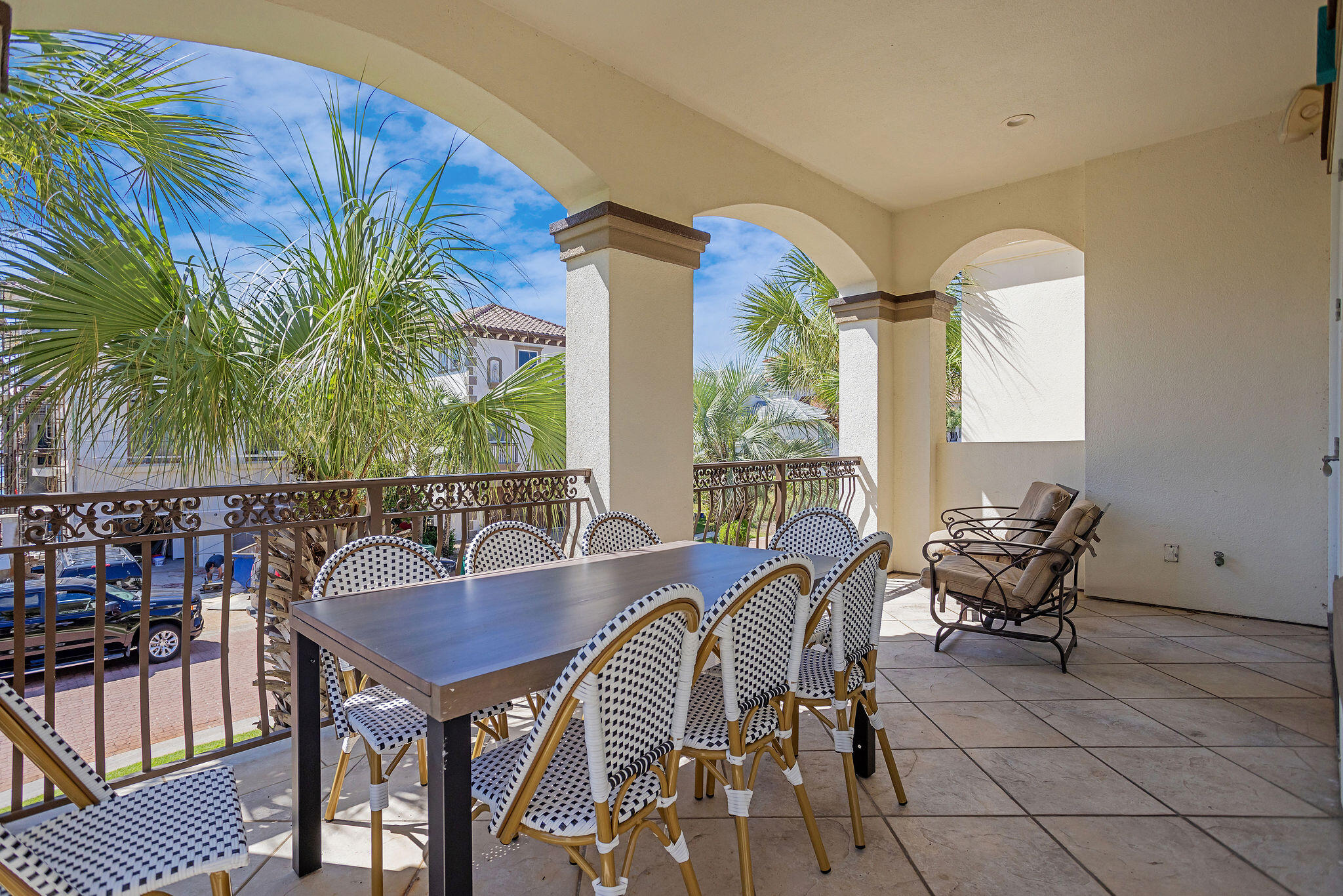 4713 Ocean Boulevard