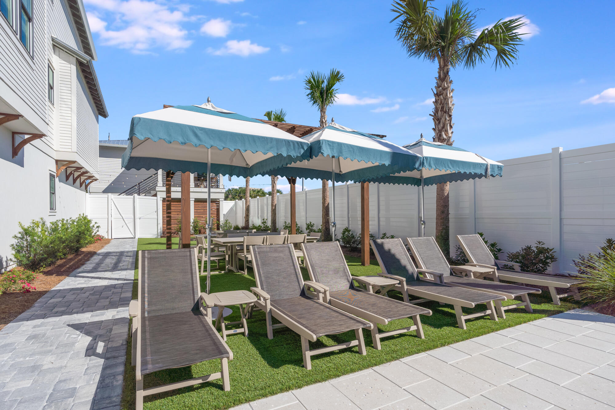 514 S Geronimo Street