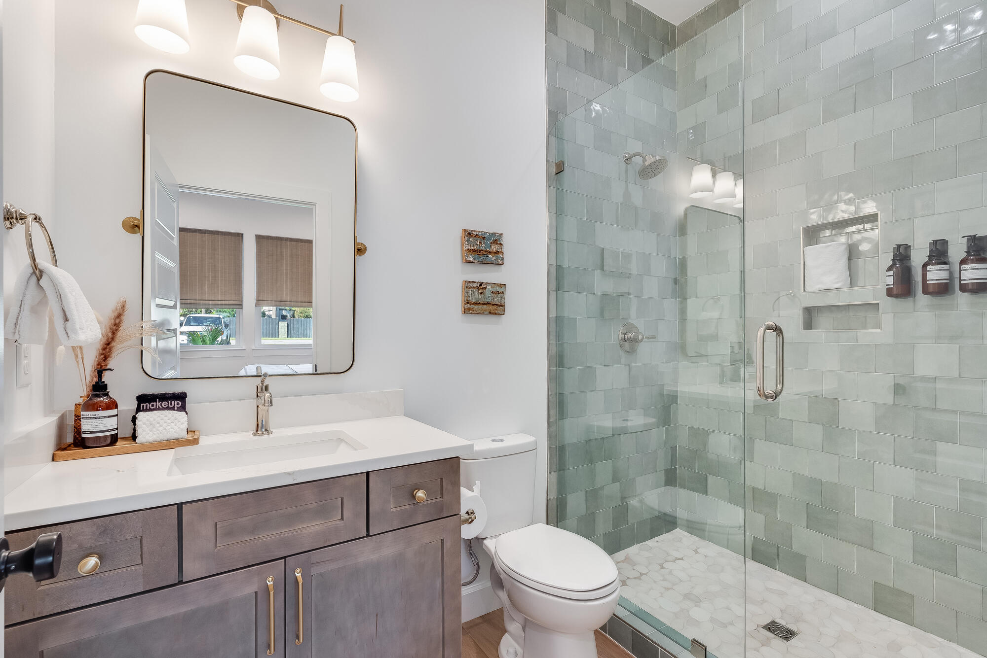 514 S Geronimo Street