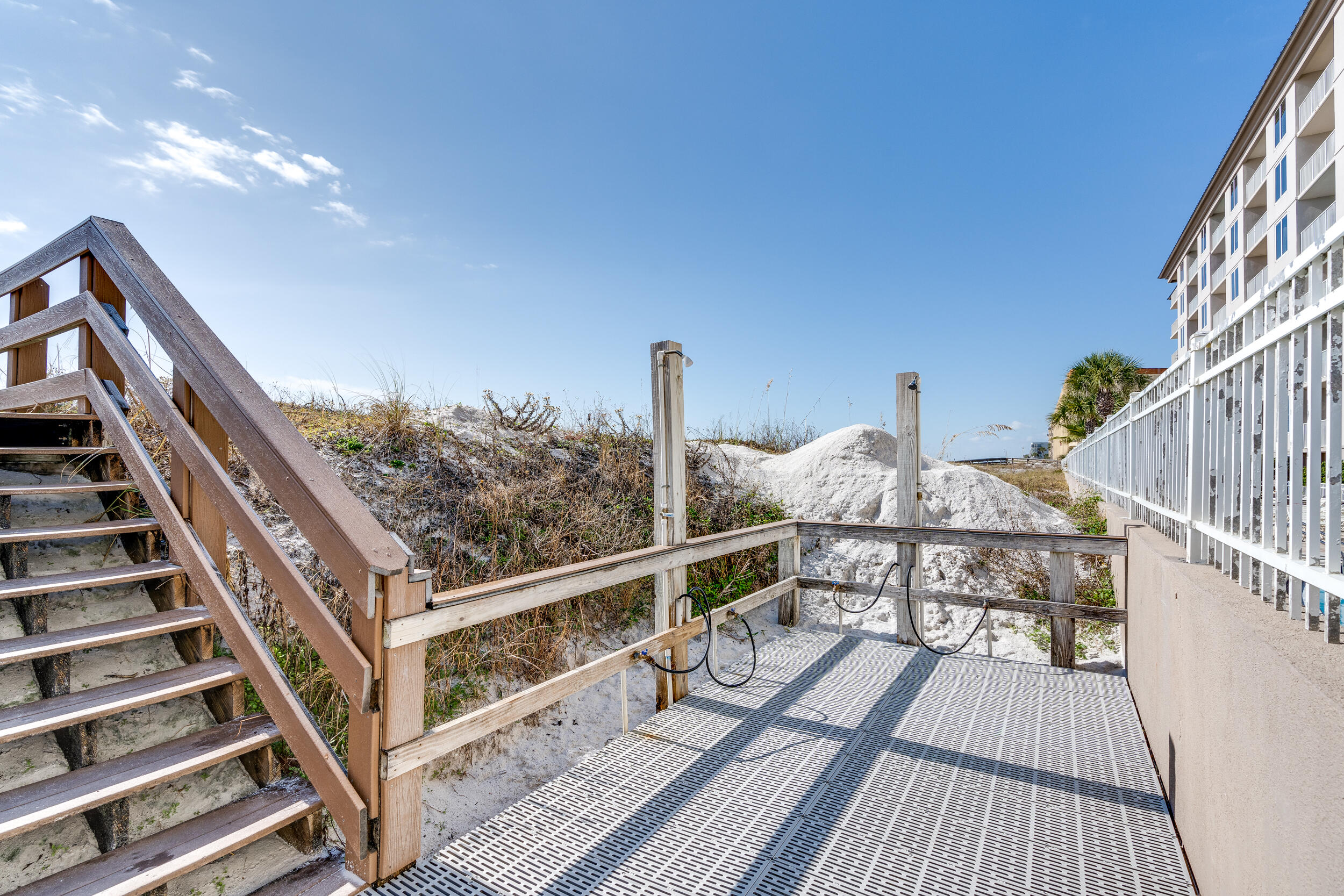 520 Santa Rosa Boulevard, 313