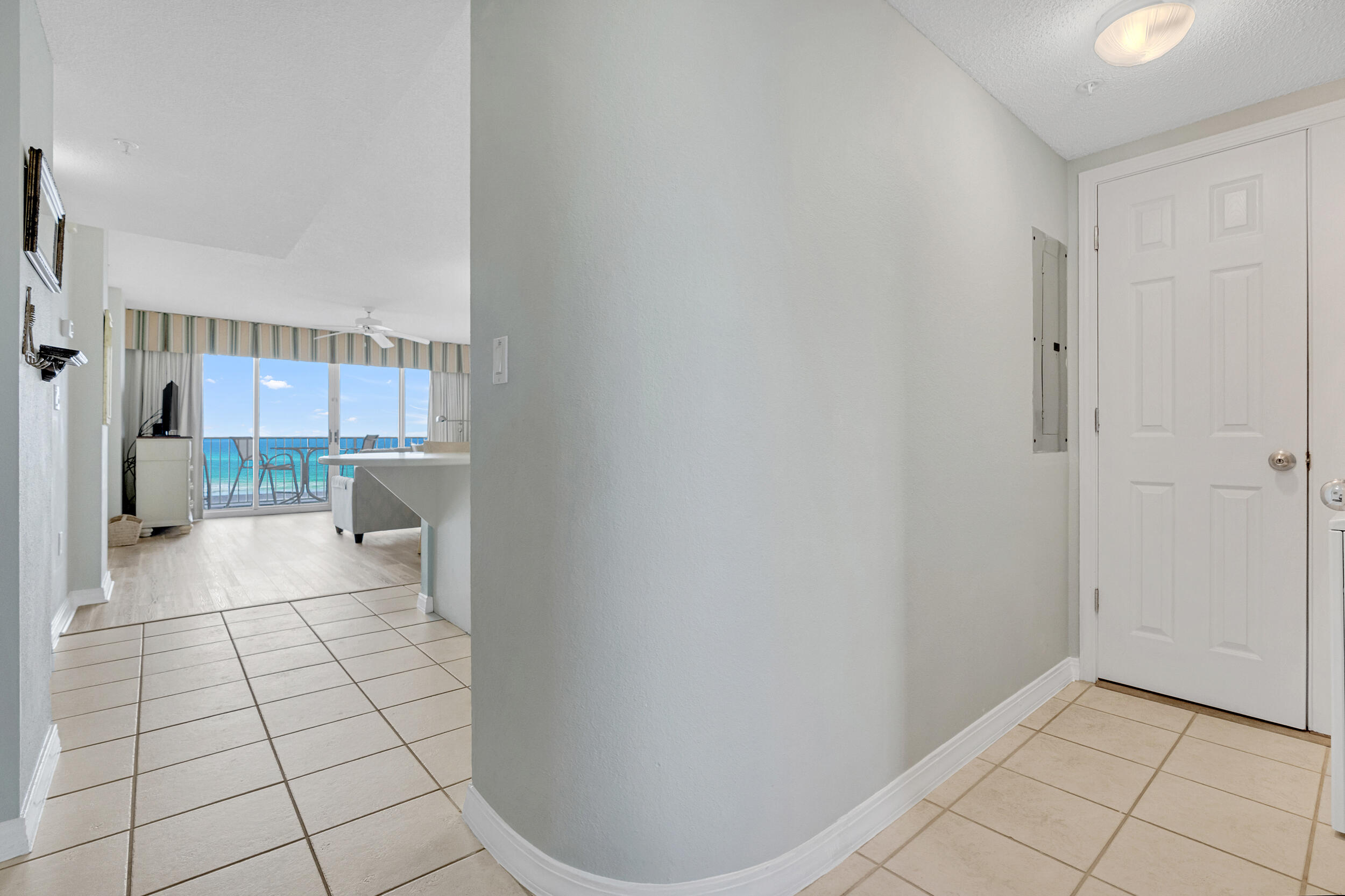 520 Santa Rosa Boulevard, 313