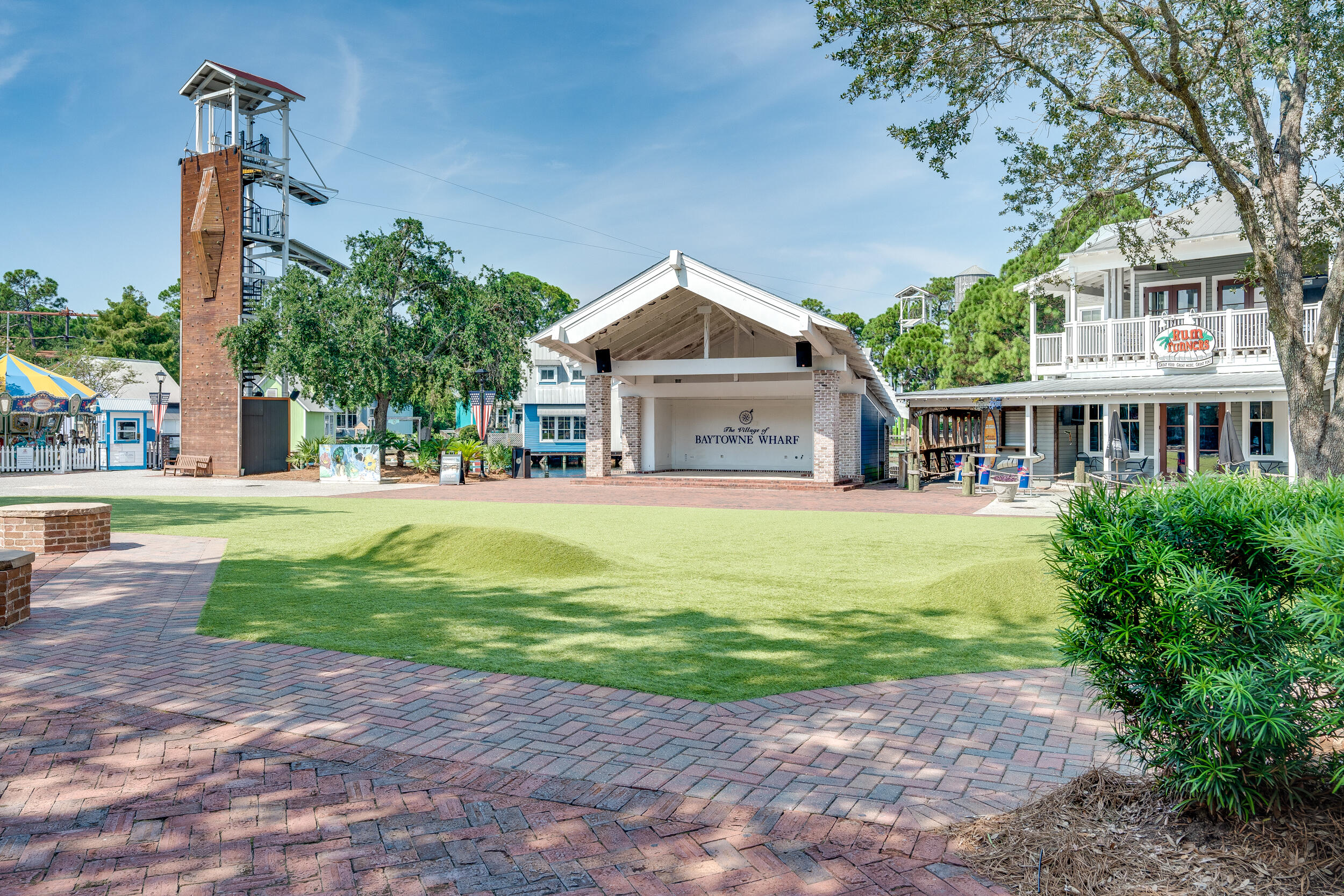 9300 Baytowne Wharf Boulevard, 328/330