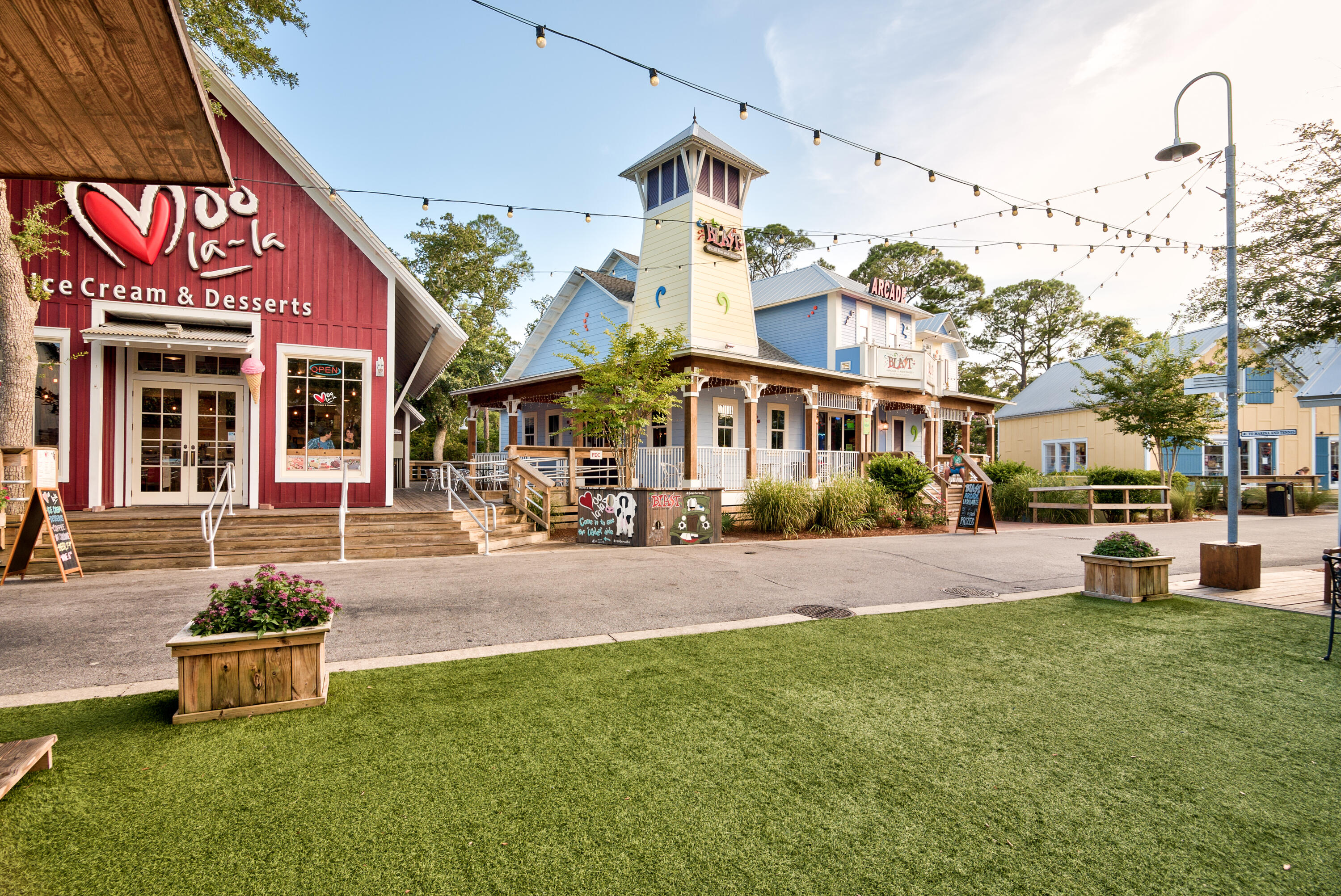 9300 Baytowne Wharf Boulevard, 328/330